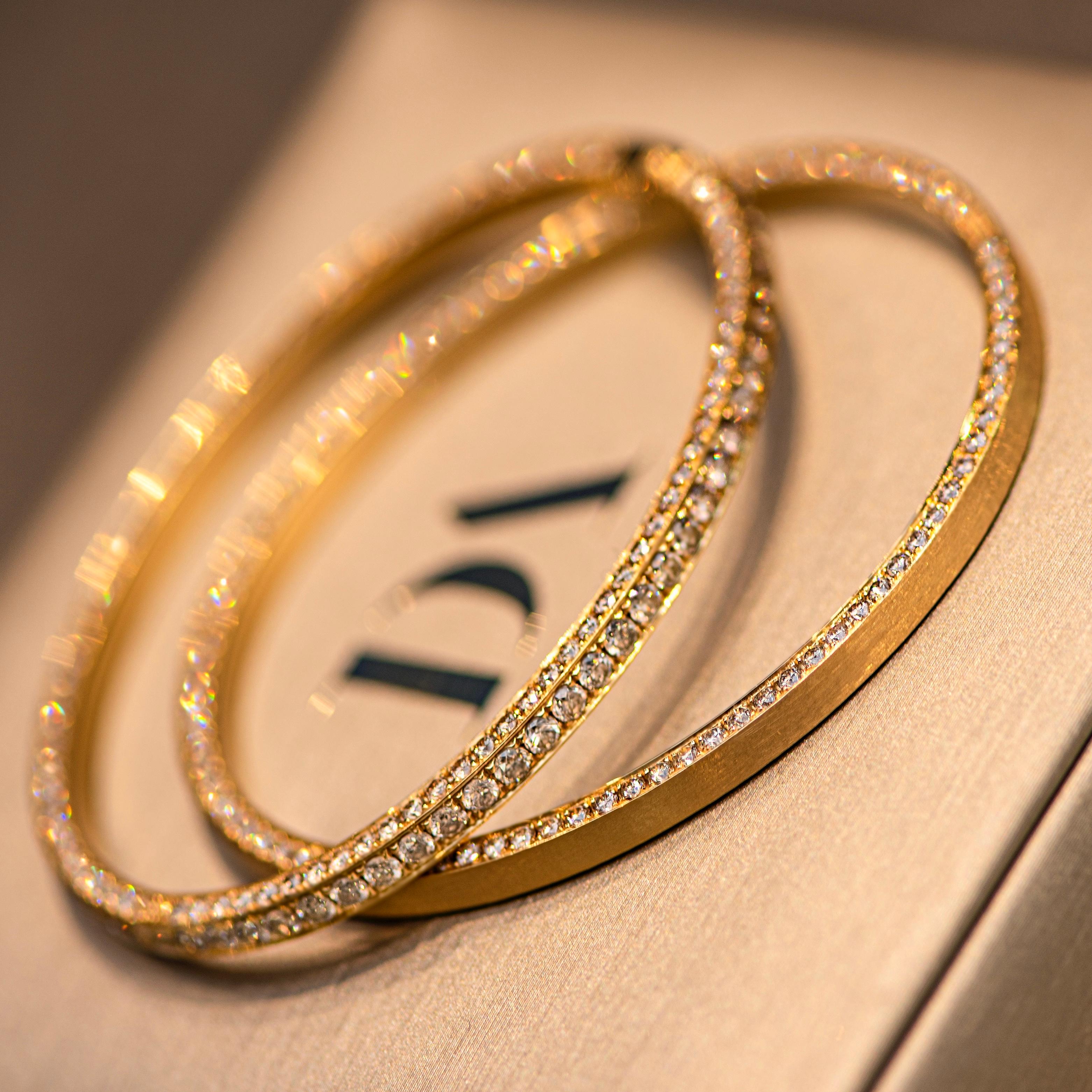 19 carat gold bracelet