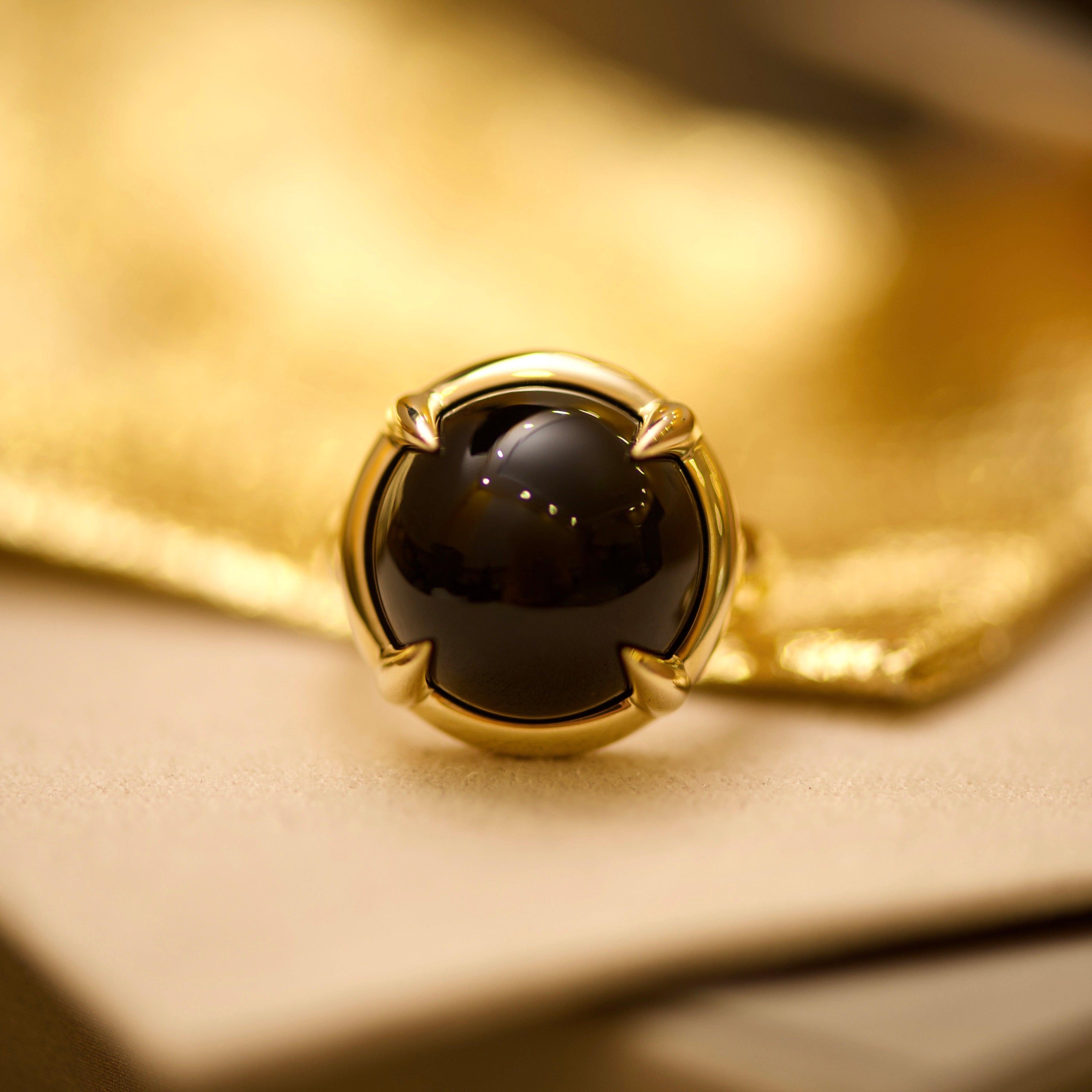 For Sale:  19 Carat Natural Black Obsidian 14 Karat Yellow Gold Ring 2