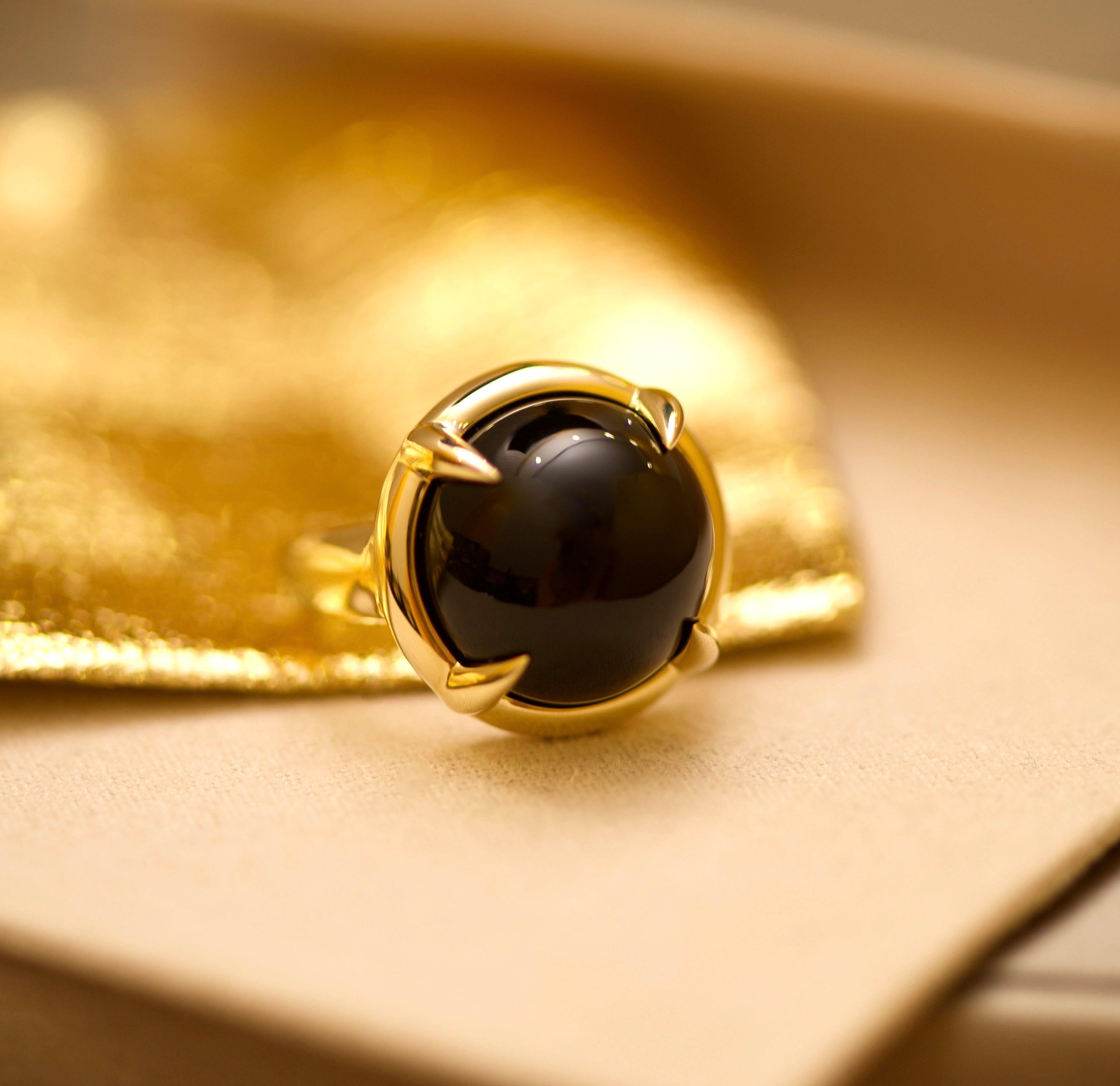 For Sale:  19 Carat Natural Black Obsidian 14 Karat Yellow Gold Ring 3