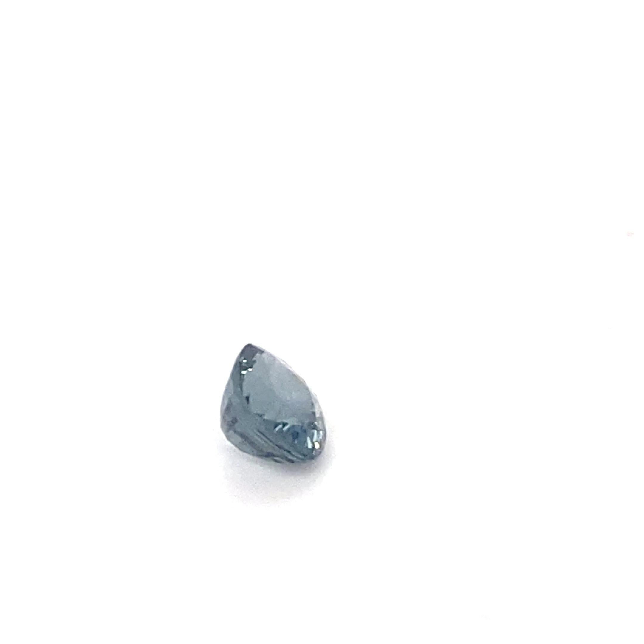 1.9 Carat Oval Shape Natural Indigo Spinel Loose Gemstone  For Sale 5