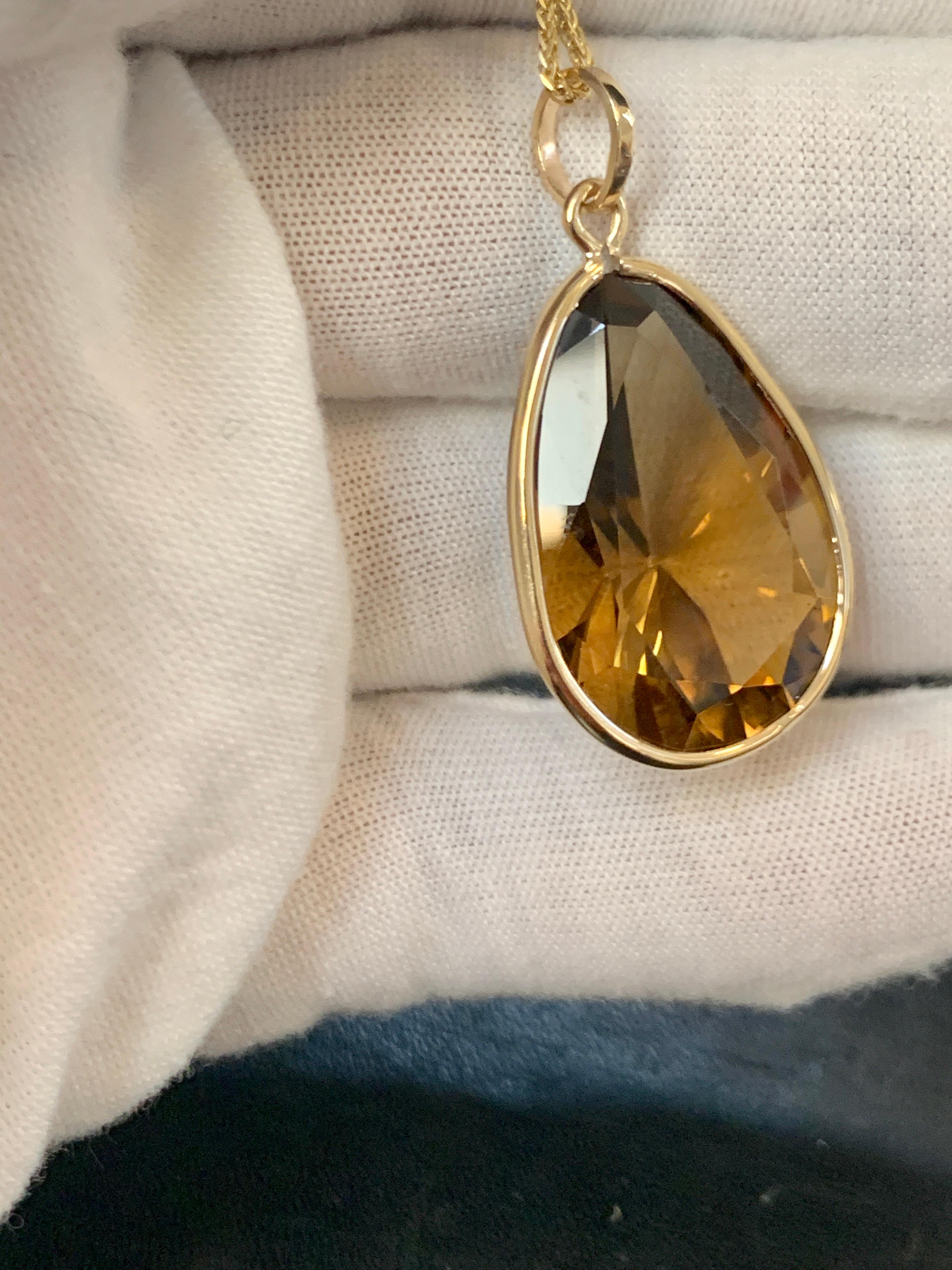 Women's 19 Carat Pear Shape Citrine Pendent or Necklace 14 Karat Yellow Gold with Chain