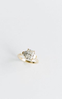 1.9 Carat Radiant Statement Brilliant White 14K White Gold Graceful Brilliance