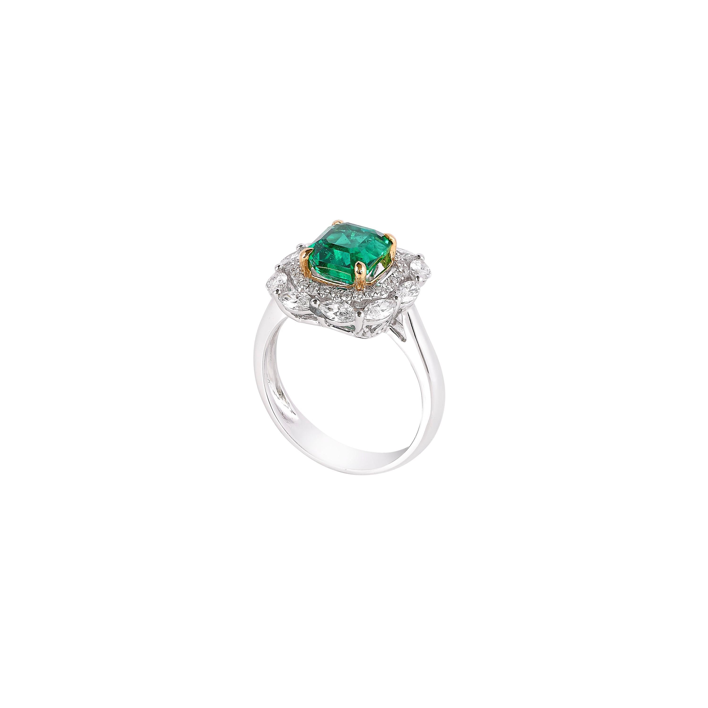 GRS Certified 1.9 Carat Zambian Emerald and Diamond Ring in 18 Karat White Gold In New Condition For Sale In Hong Kong, HK