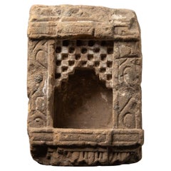 Antiguo templo indio de arenisca del siglo XIX procedente de la India - OriginalBuddhas