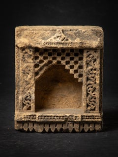 19ème siècle Sanctuaire antique en grès de l'Inde - OriginalBuddhas