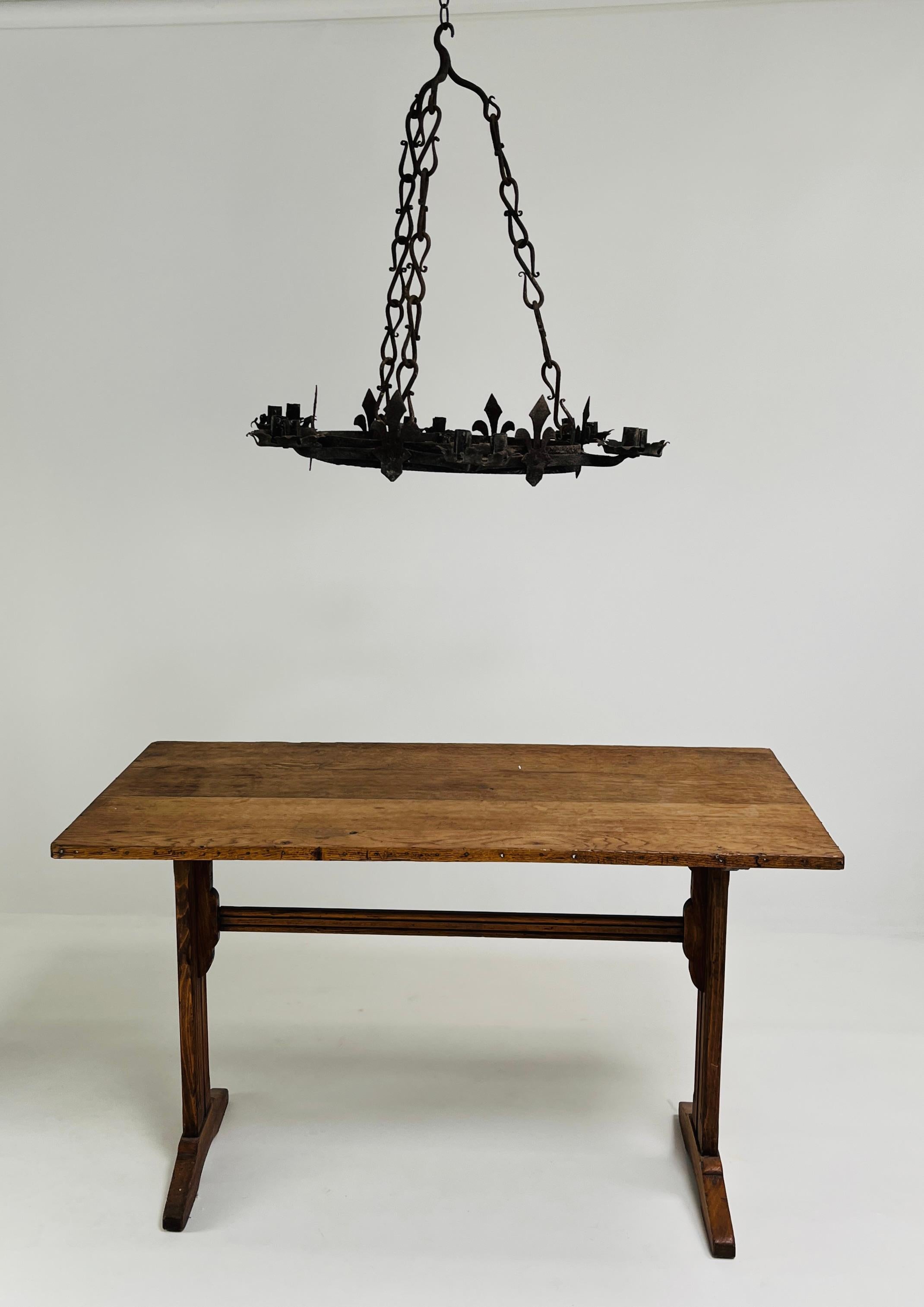 Lustre à bougies du 19ème siècle en vente 6