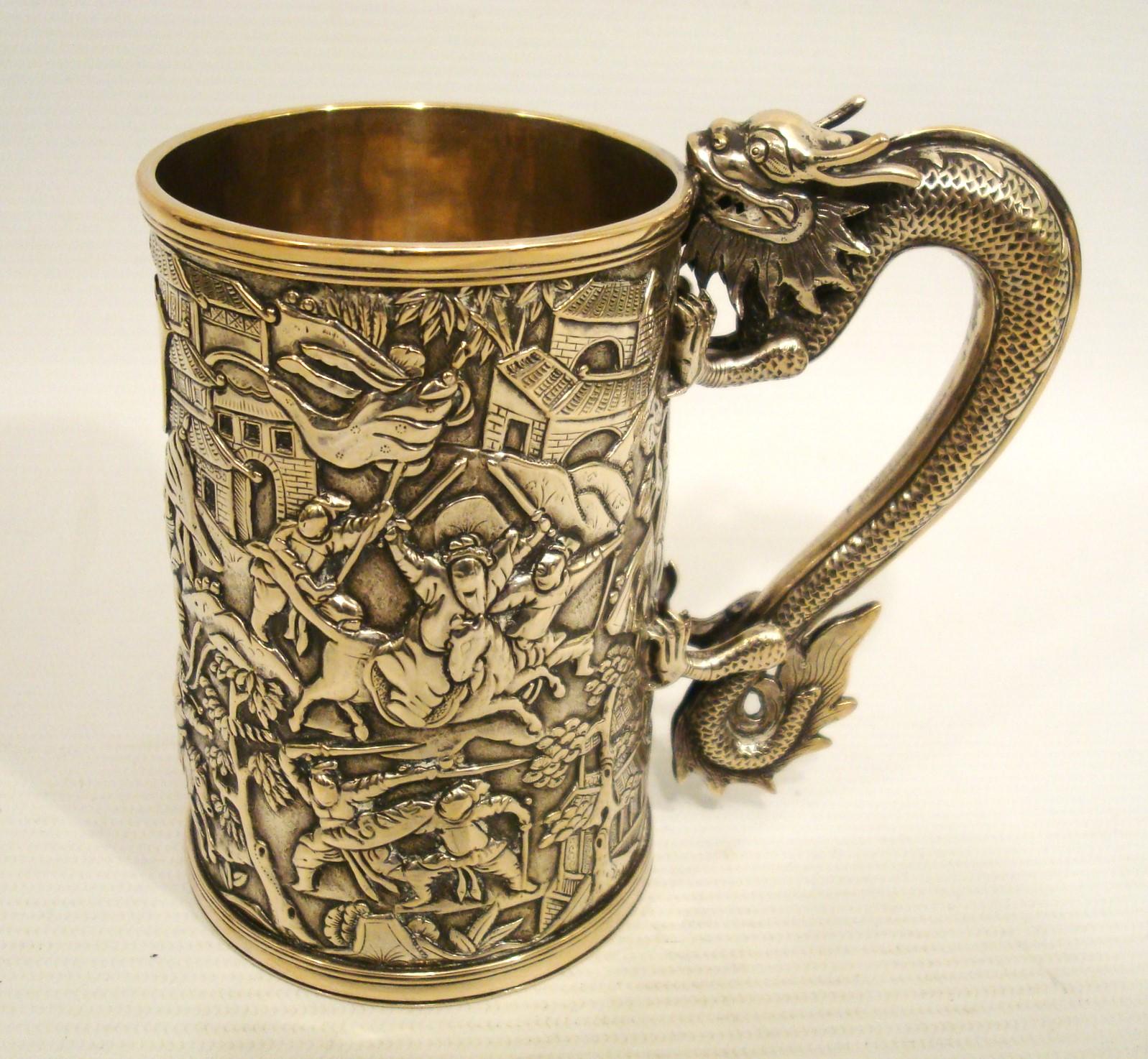 19 Century Chinese Export silver Dragon-Handled Mug / Tankard In Good Condition For Sale In Buenos Aires, Olivos