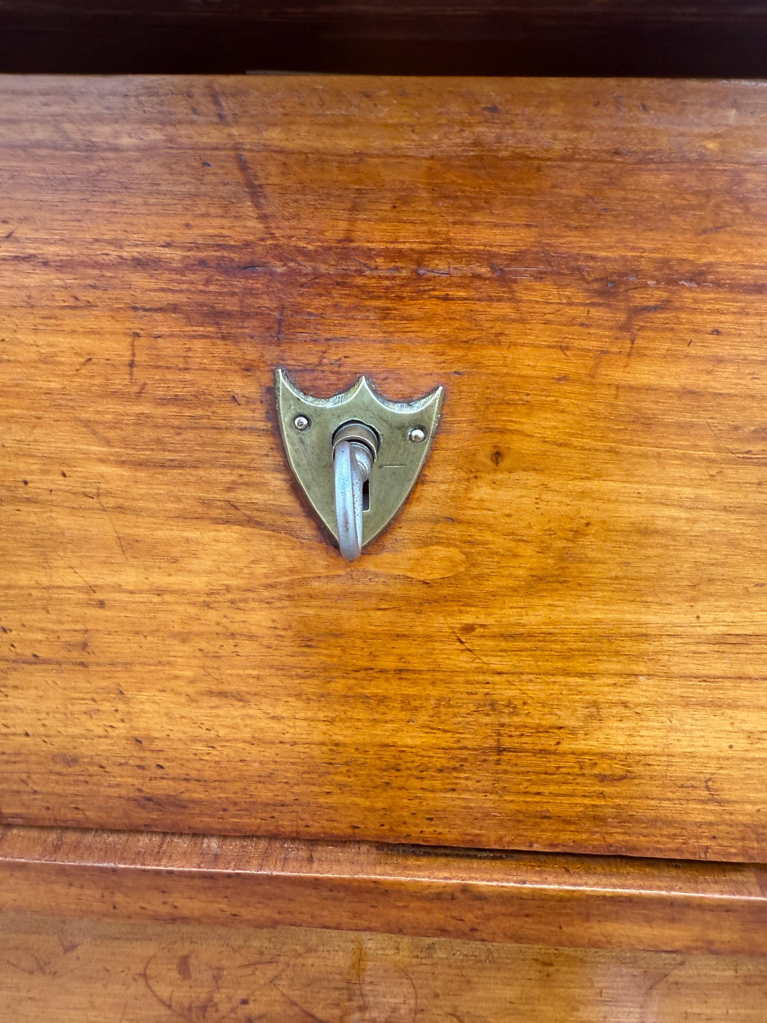 Cassapanca Impero francese del 19° secolo con piano in marmo In condizioni buone in vendita a Nashville, TN