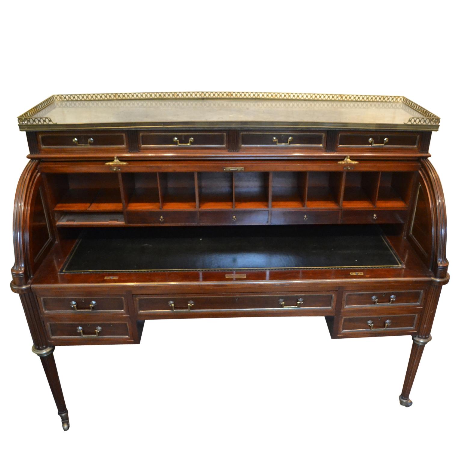 Hand-Crafted 19th Century French Louis XVI Style Mahogany Cylinder Desk For Sale