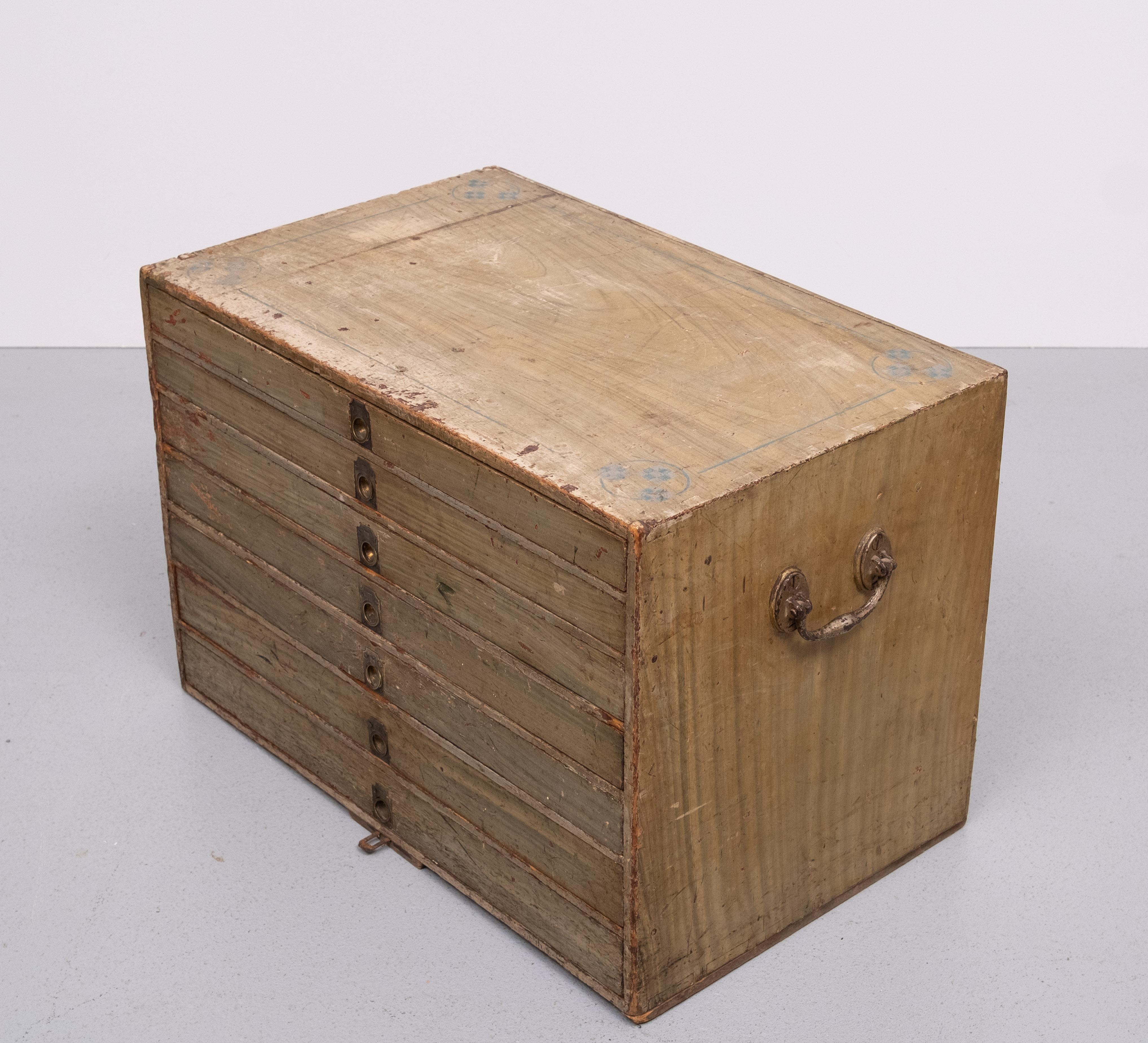 Georgian 19 Century Works Men Chest with Drawers . For Sale