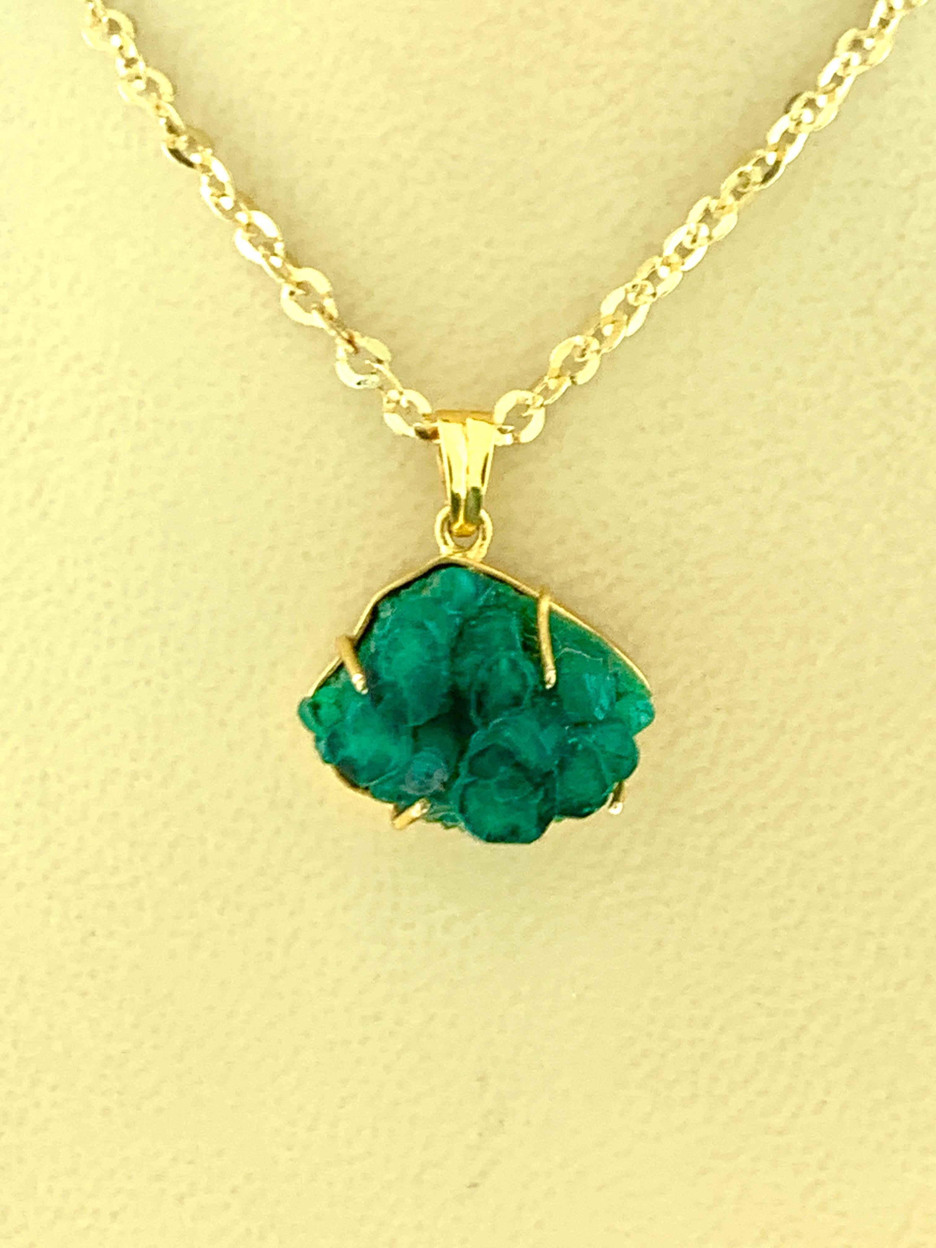 19 Carat Colombian Emerald Rough Pendent/Necklace 18 Karat Gold with Chain 2