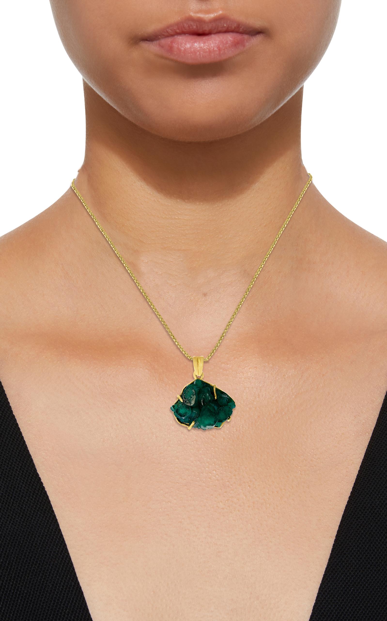 19 Carat Colombian Emerald Rough Pendent/Necklace 18 Karat Gold with Chain 3