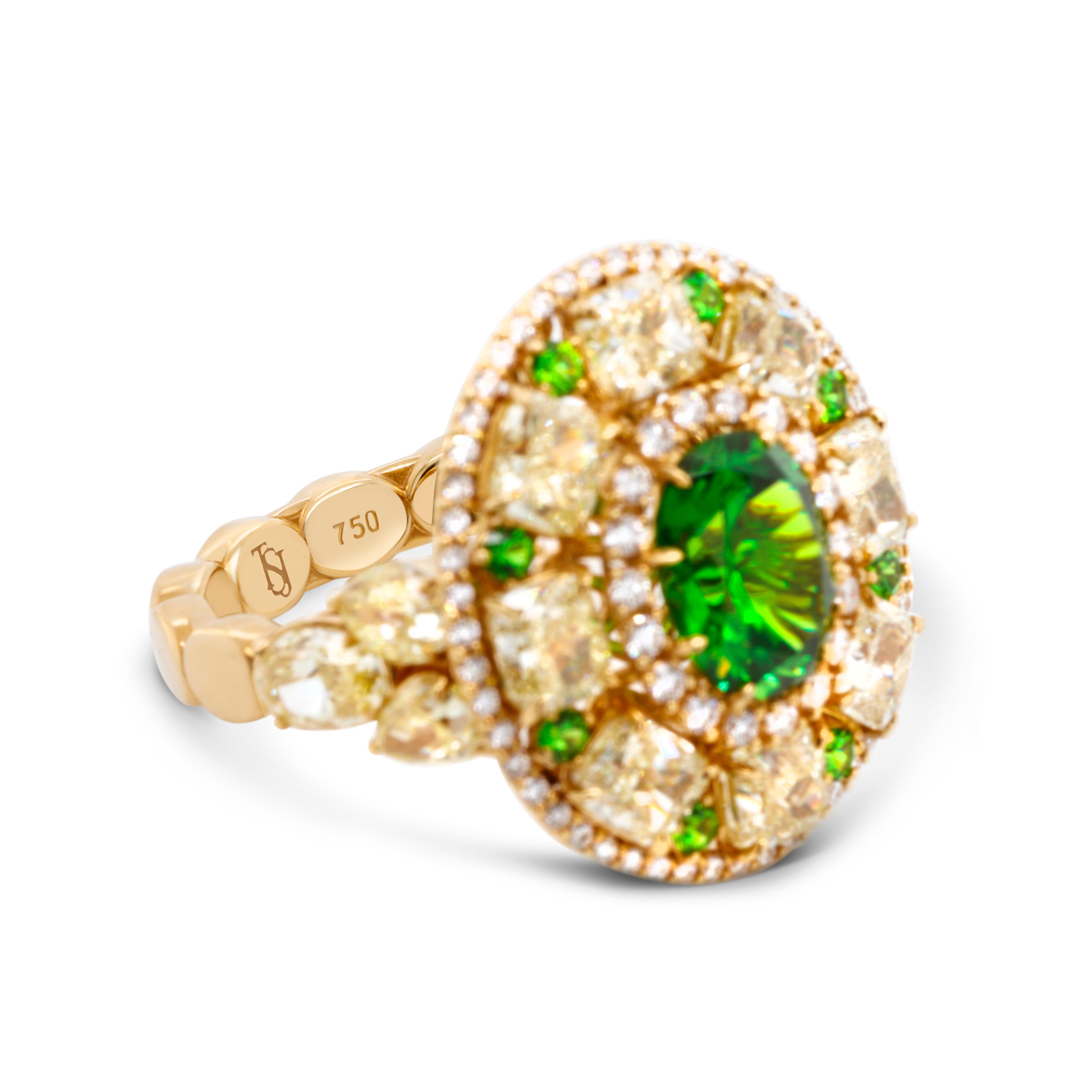 Oval Cut Russian Demantoid 18 K Yellow Gold White Diamond Cocktail Ring For Sale