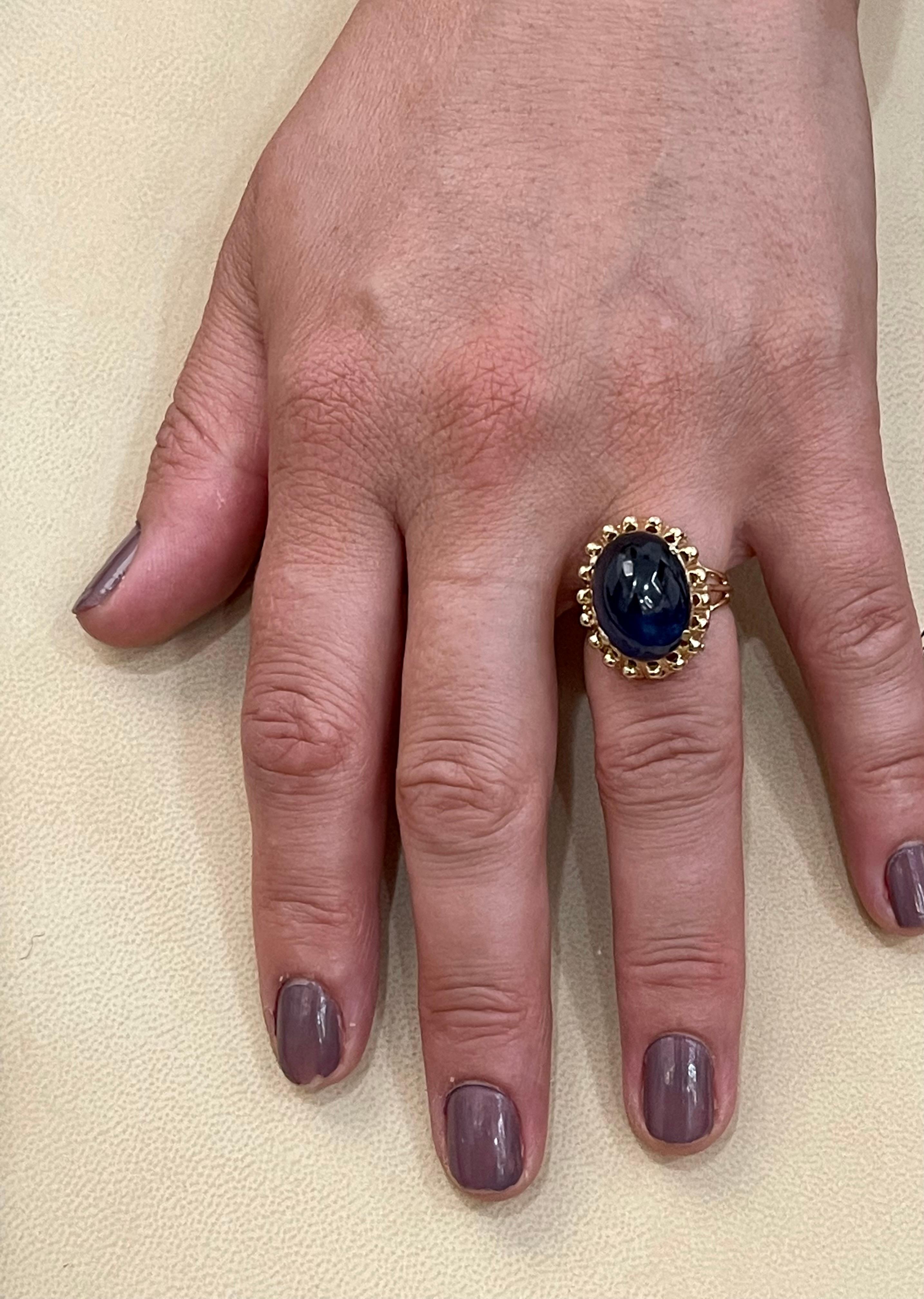 AGI-zertifizierter 19 Karat natürlicher Saphir Cabochon-Ring aus 14 Karat Gelbgold 10