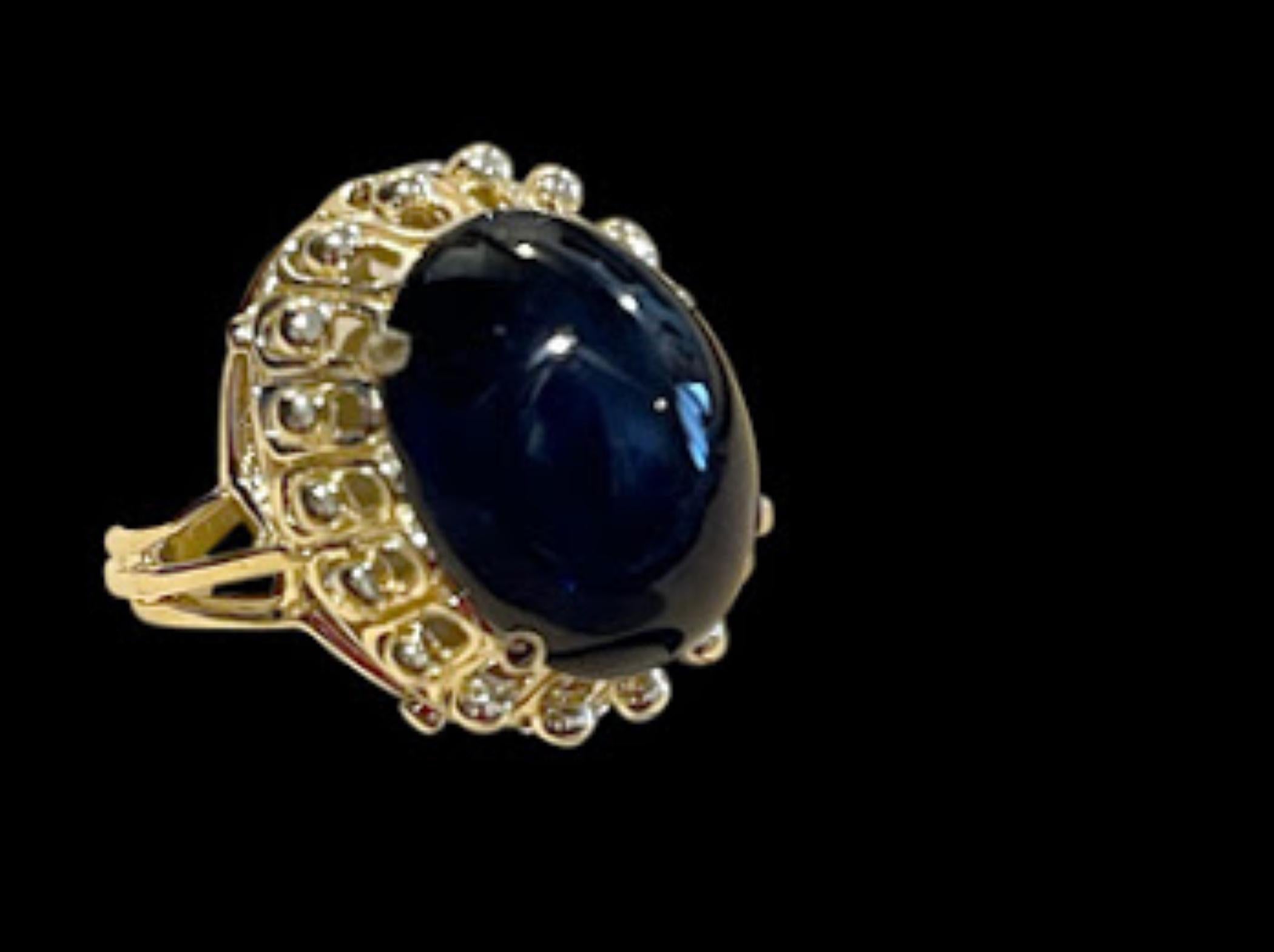 AGI-zertifizierter 19 Karat natürlicher Saphir Cabochon-Ring aus 14 Karat Gelbgold 13
