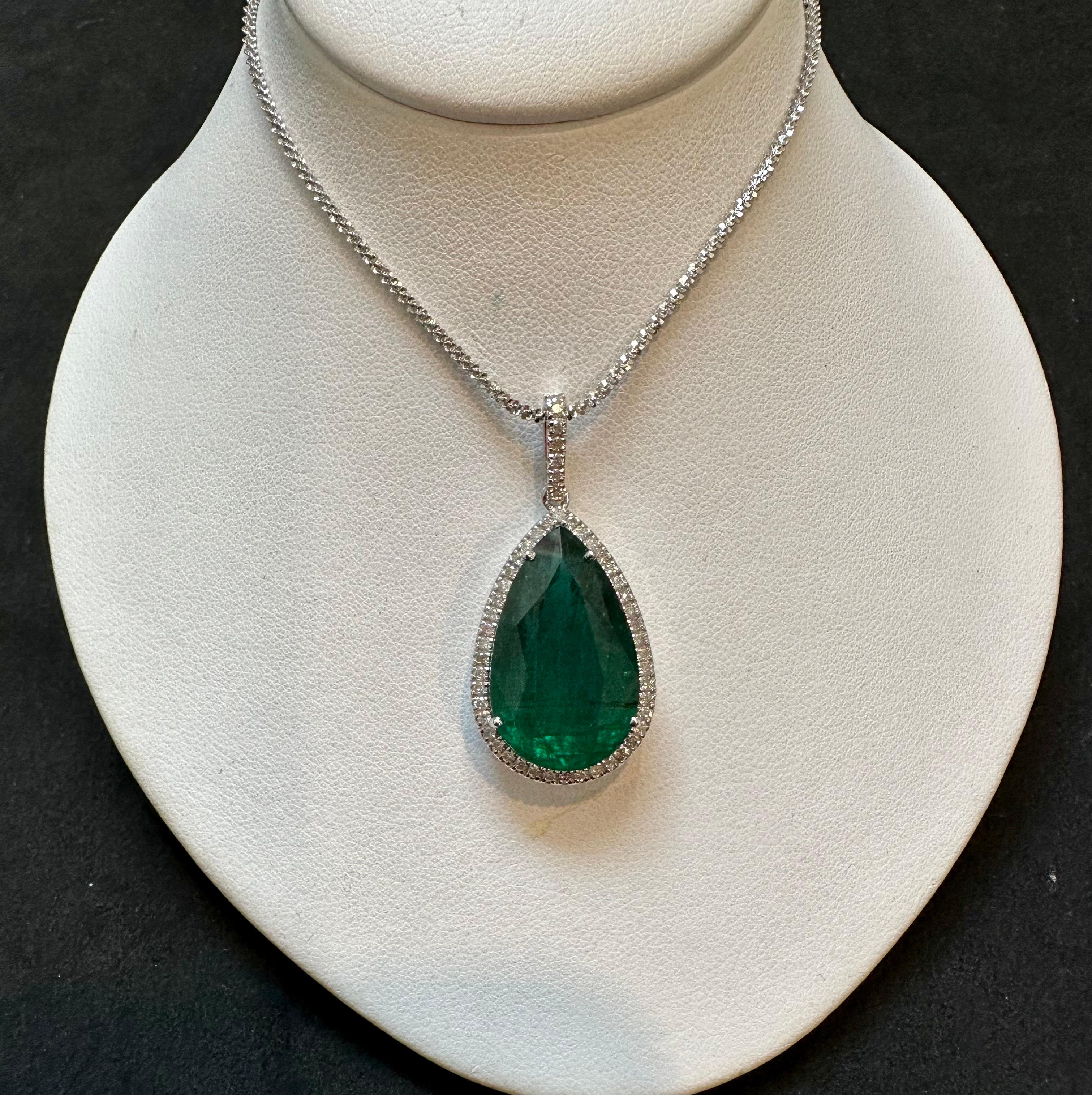 
known weight of 18.76 Ct Pear Cut Emerald & 1 Ct Diamond Halo Pendent/Necklace 14 Kt White Gold Chain 23 