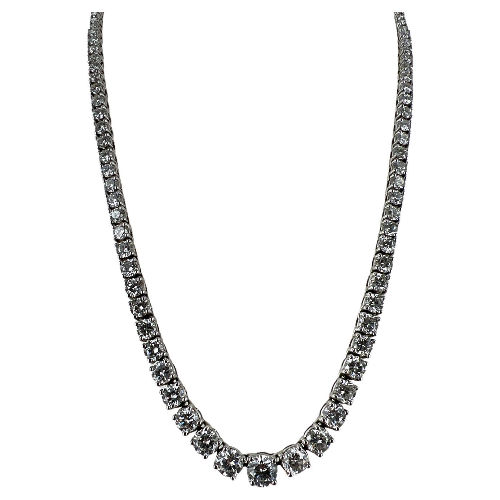 Moderne Riviera-Halskette, 19 Karat Weißgold, runder Diamant im Brillantschliff, 19 Karat