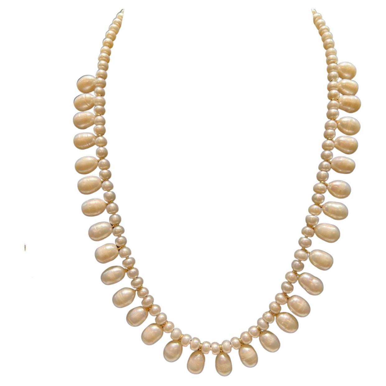 Biwa Pearls with 31 Pcs of Australian Pearls with 14 For Sale at