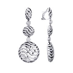 19 Karat White Gold Diamond Drop Earrings