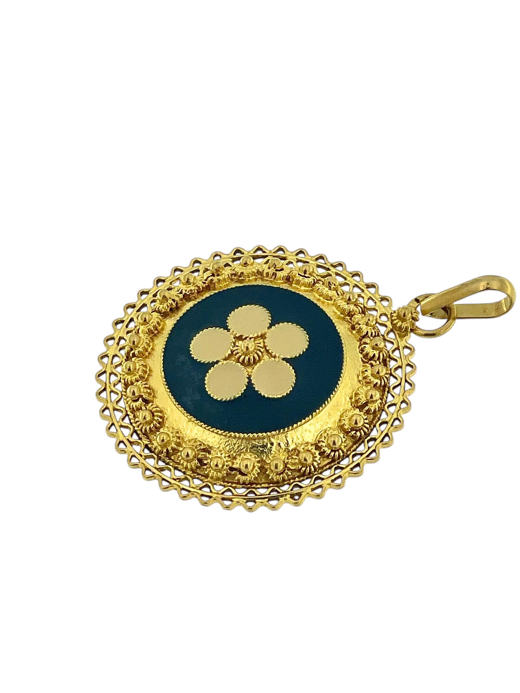 Artisan Pendentif filigrane portugais en or jaune 19 carats avec émail en vente
