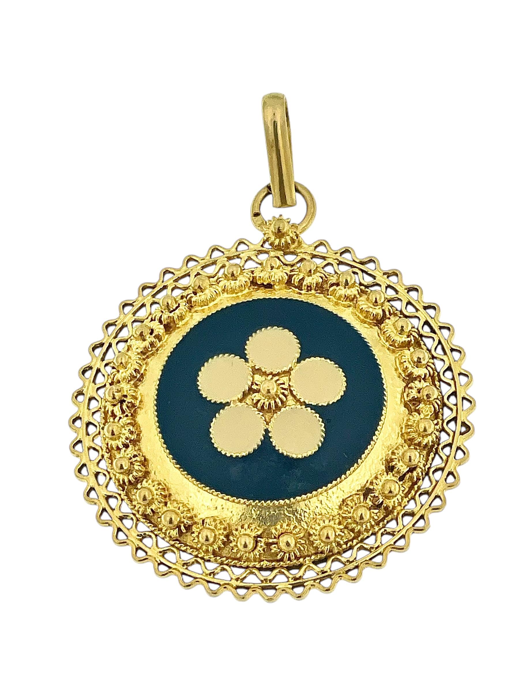 Pendentif filigrane portugais en or jaune 19 carats avec émail Bon état - En vente à Esch sur Alzette, Esch-sur-Alzette