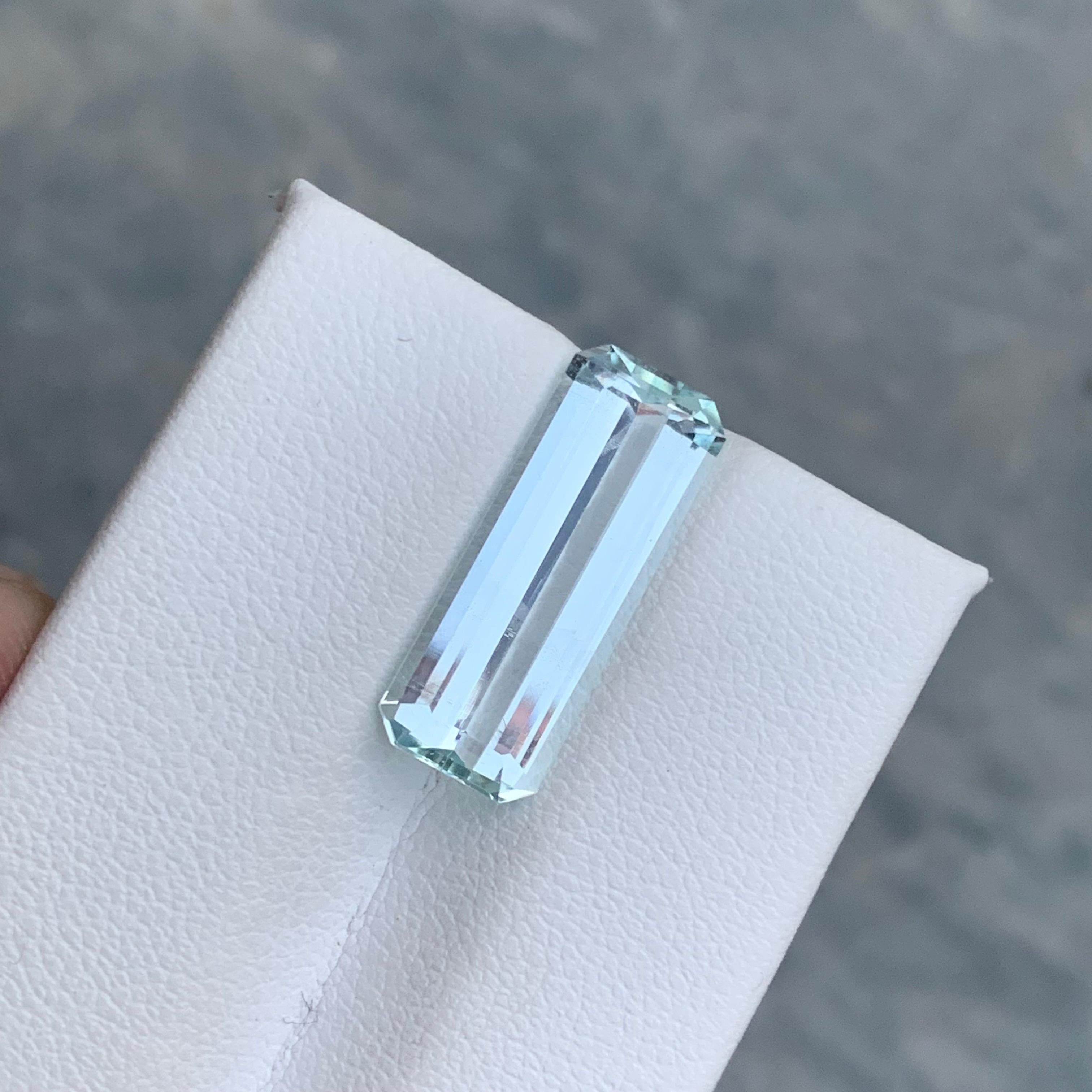 Faceted Aquamarine from Shigar Valley Mine for Locket Necklace Jewel For Sale 4