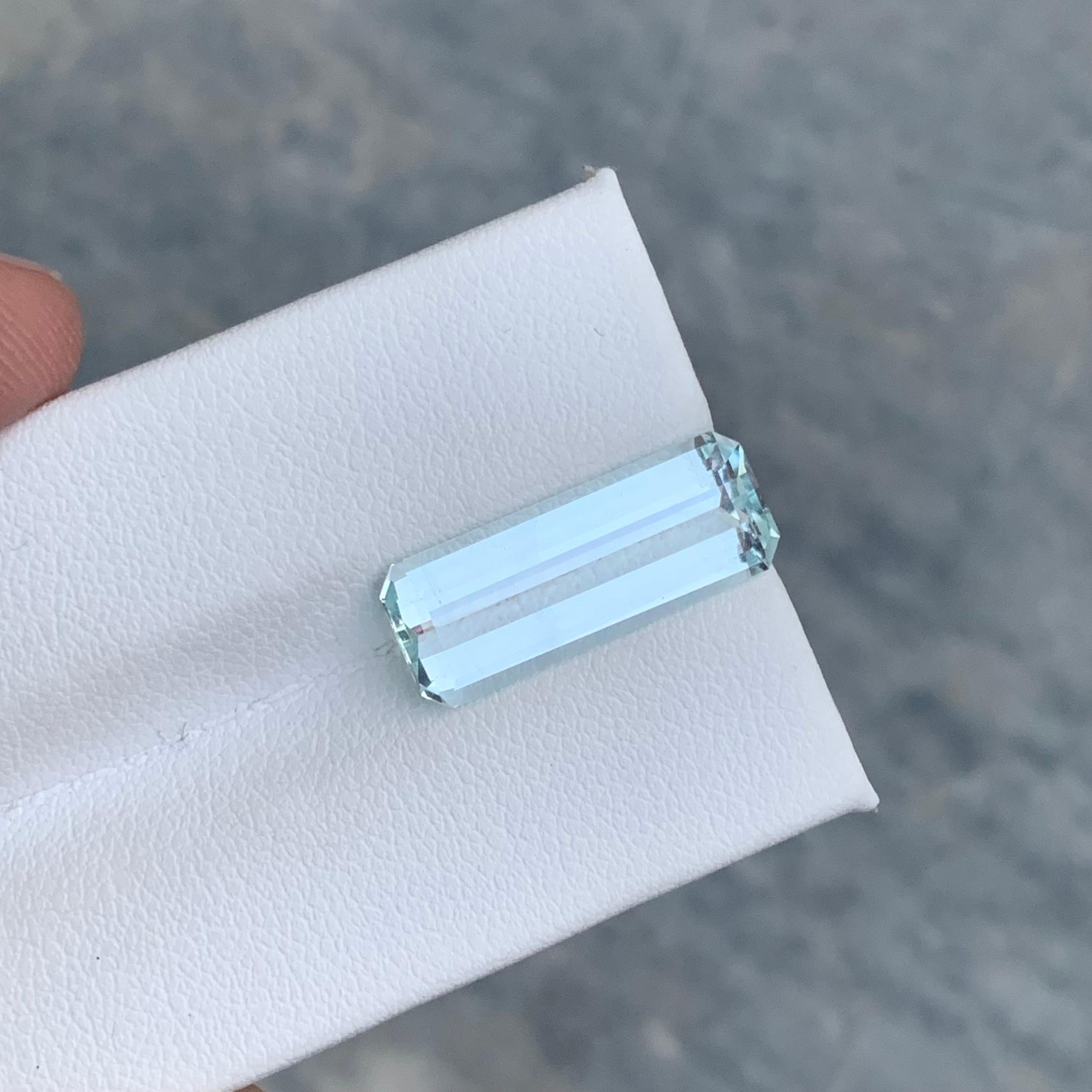 Faceted Aquamarine from Shigar Valley Mine for Locket Necklace Jewel For Sale 3