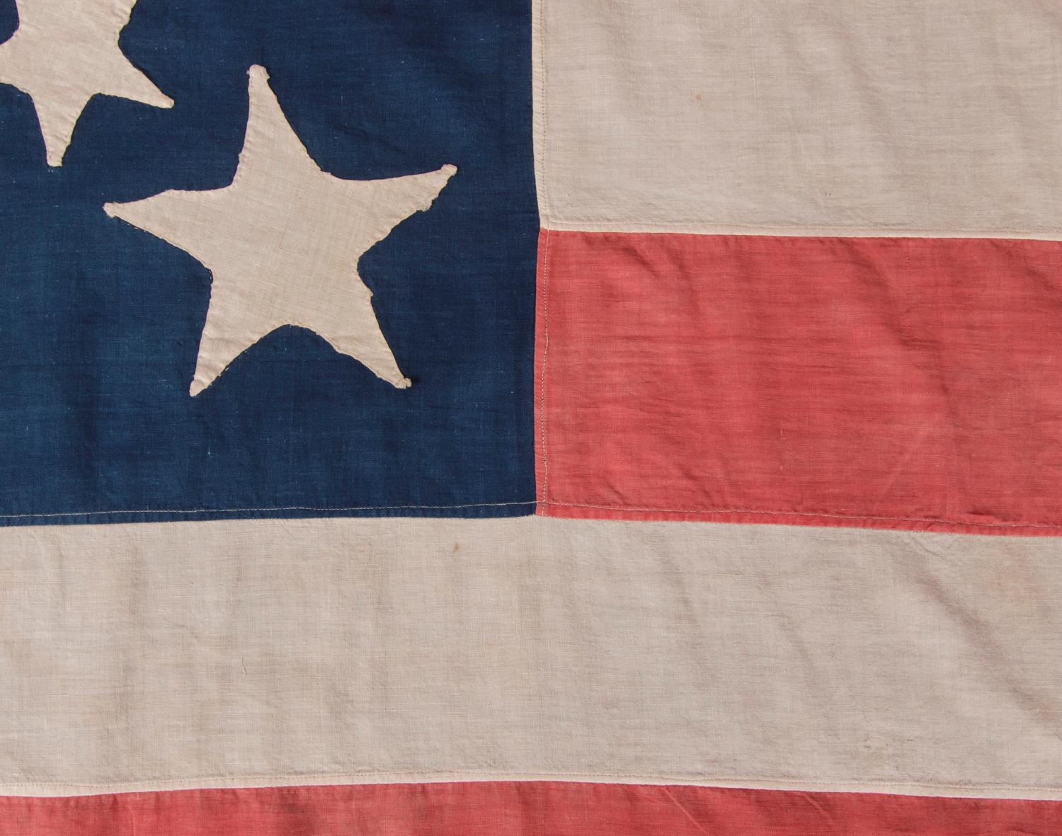 Drapeau américain à 19 étoiles avec un spectaculaire motif de médaillon en forme d'étoile Bon état à York County, PA