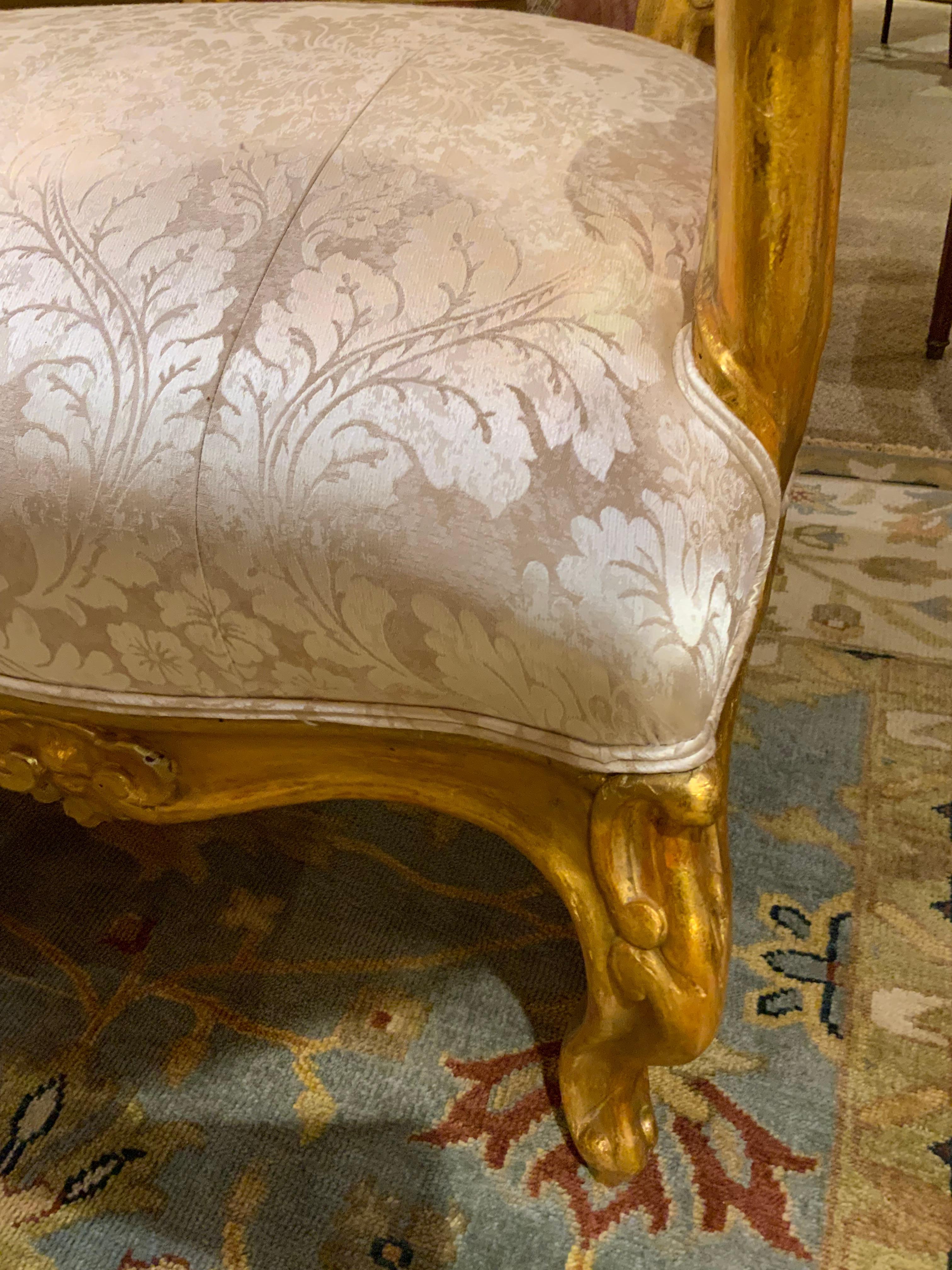 French 19 th c. Giltwood settee Louis XV with cream upholstery For Sale