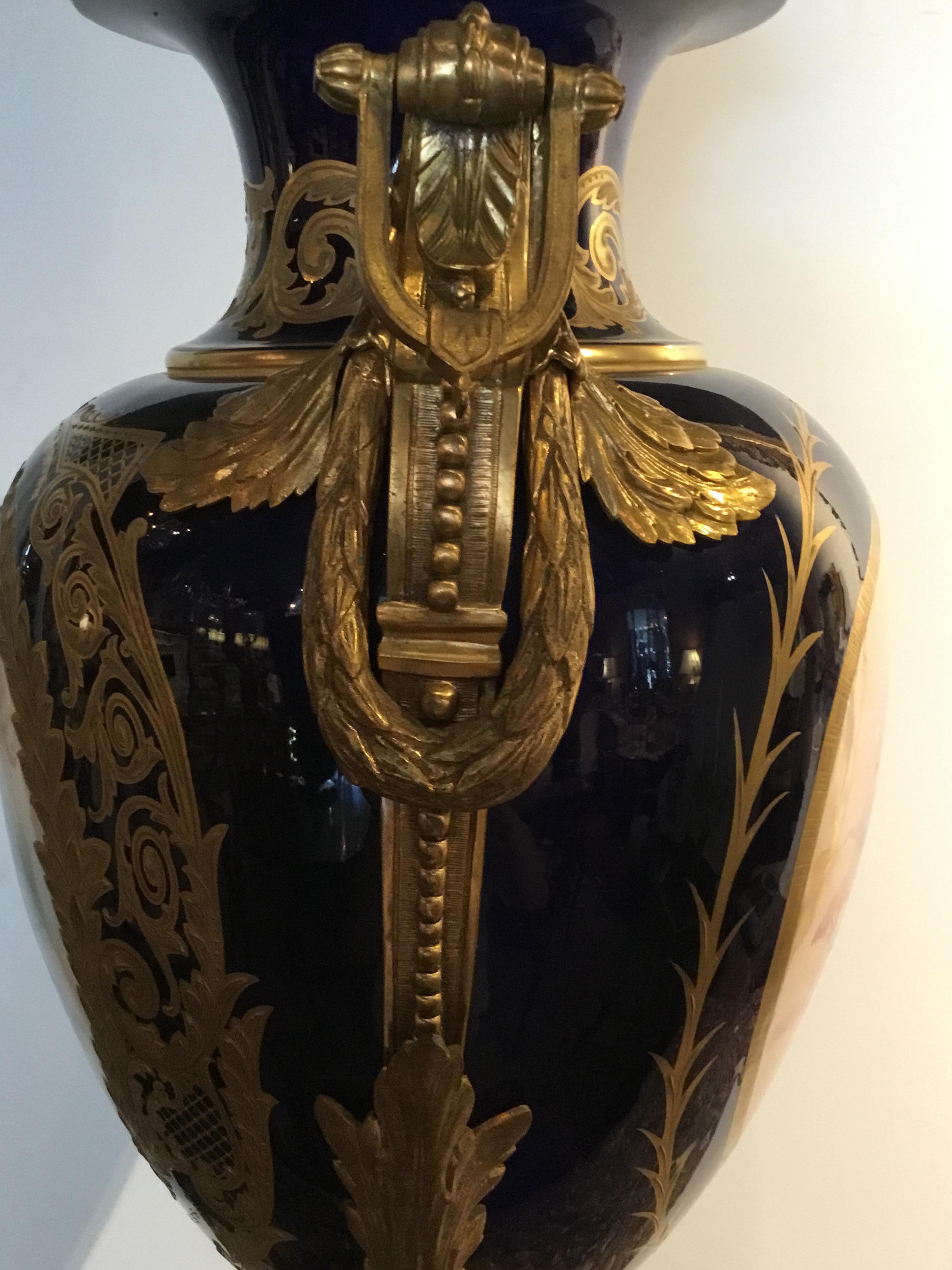 19th Century Serves Porcelain Urn Mounted in Bronze Doré Mounts For Sale 2
