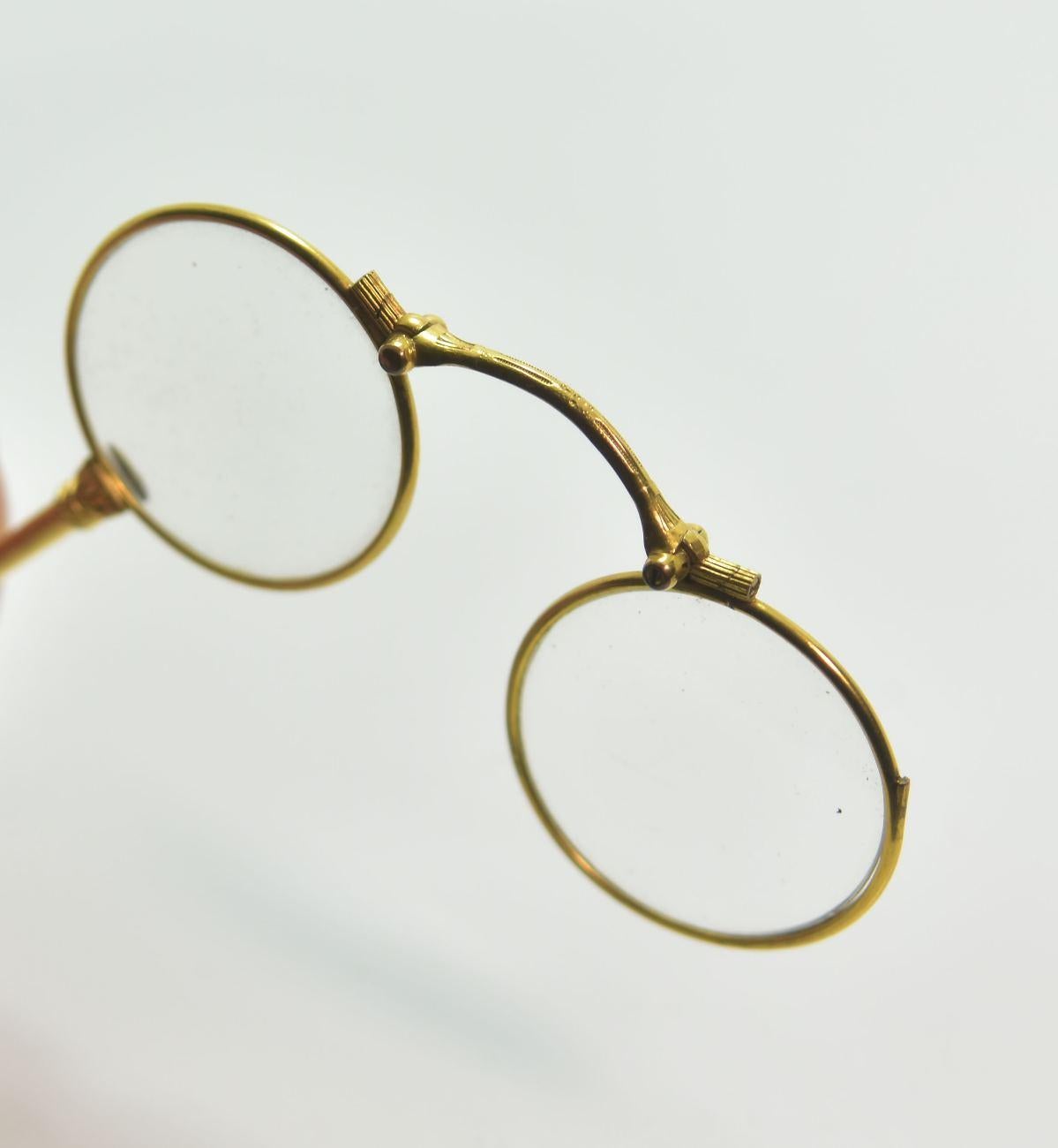 19th Century Binocle or Face to Hand in Gold For Sale 2