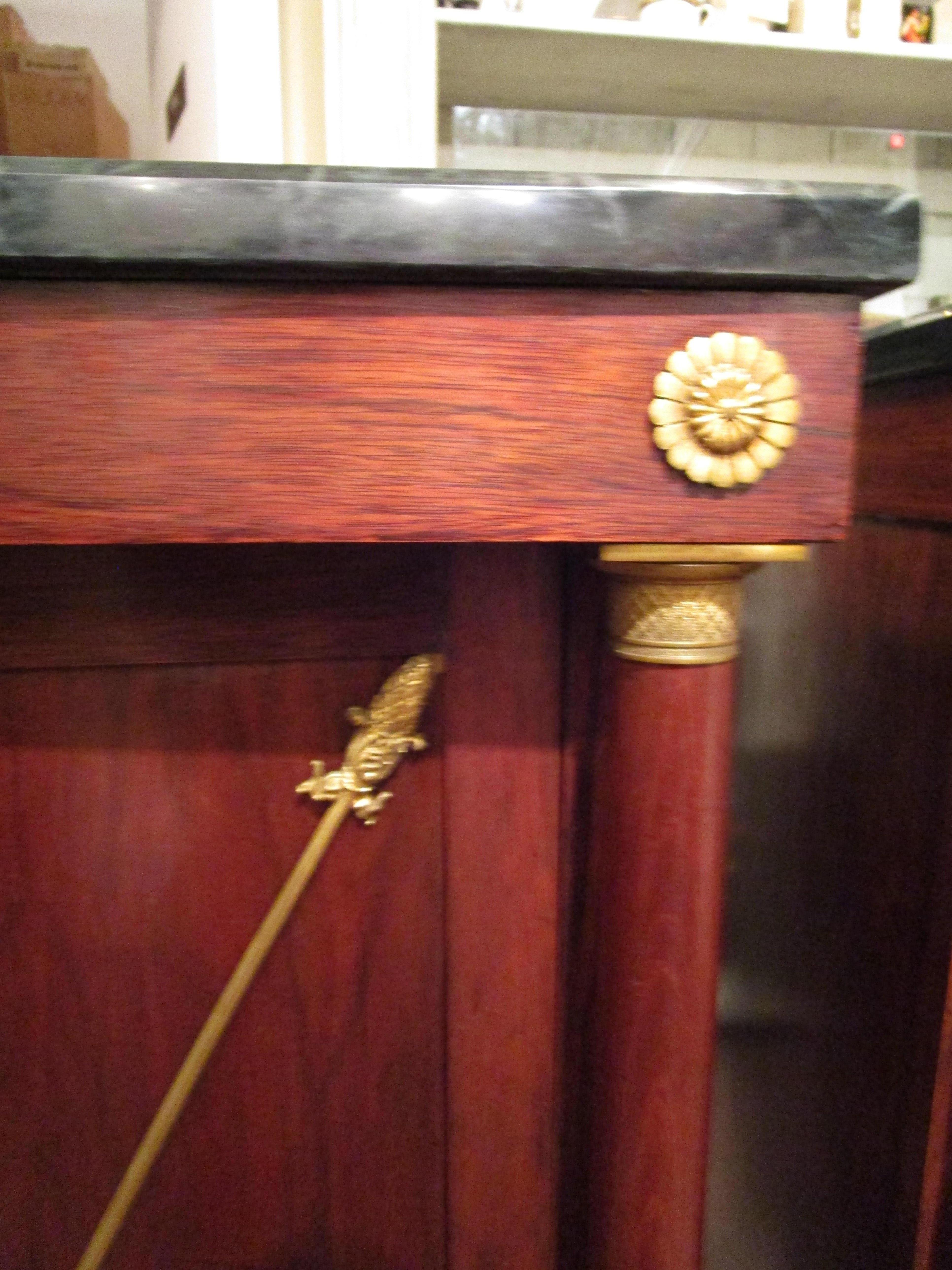 19th Century Regency Rosewood and Gilt Bronze Mounted Fine Marble Top Cabinets In Good Condition For Sale In Dallas, TX