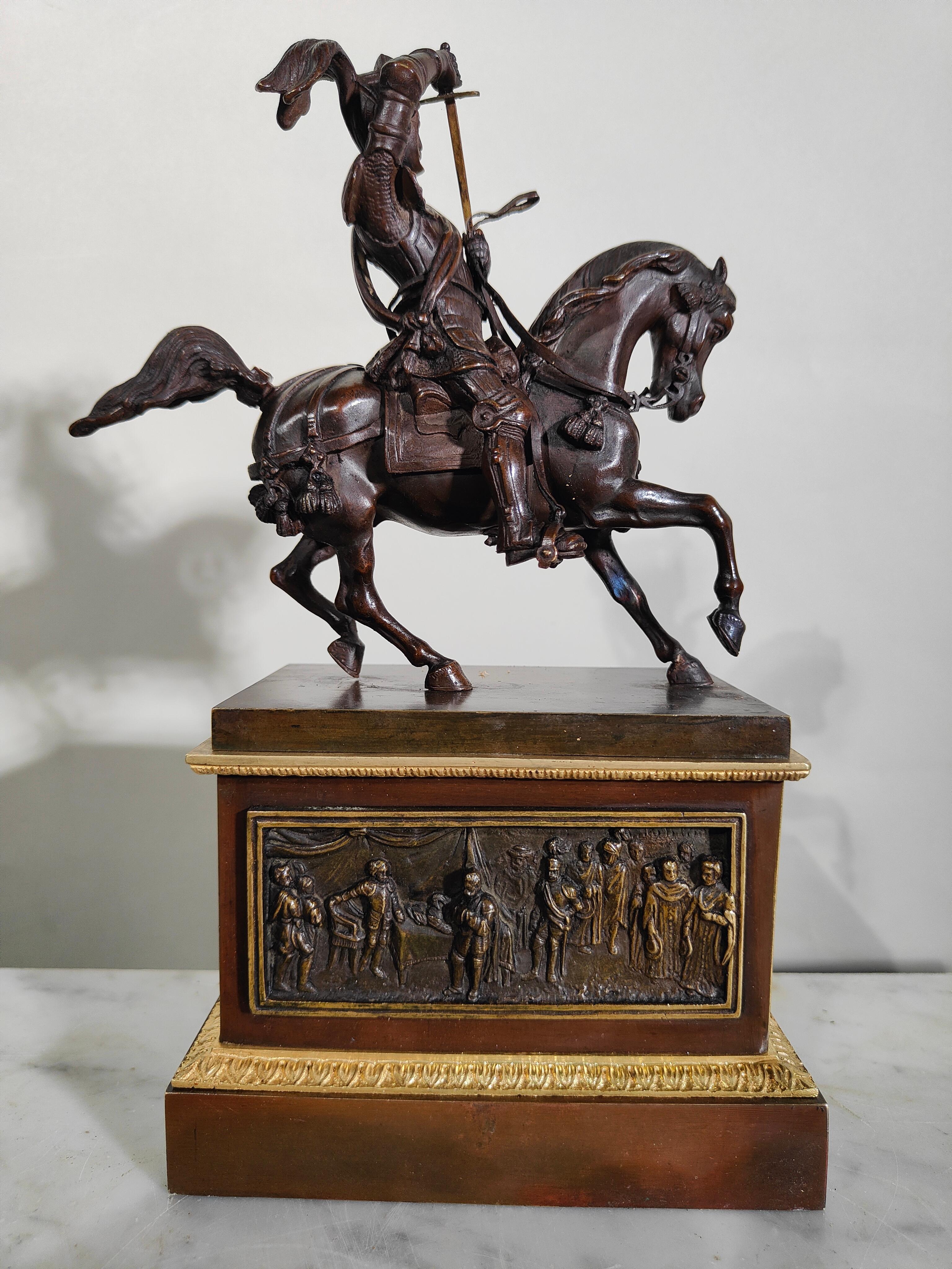 19 th century sculpture  bronze statue of the Duke of Savoy For Sale 5