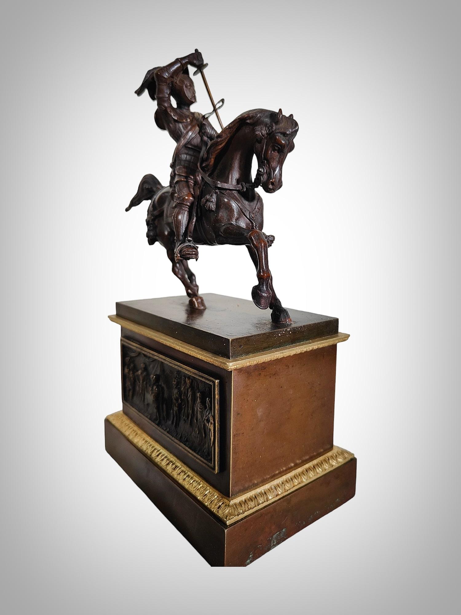 Bronze 19 th century sculpture  bronze statue of the Duke of Savoy For Sale