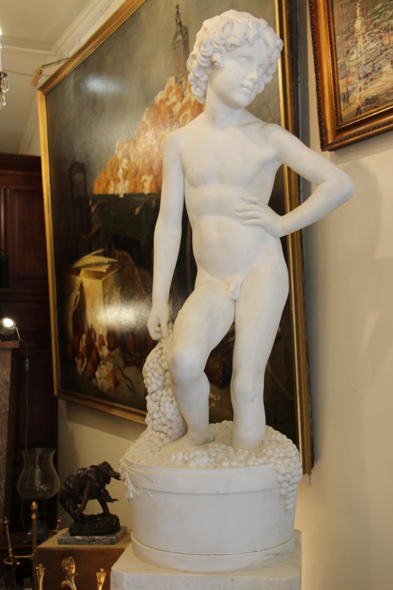 Beautiful Carrara marble sculpture by Pietro Bazzanti (1823-1874).
Young Bacchus standing in bunches of grapes.
Signed on the side .
œuvre référencée dans le livre :Romantissimo galerie d Italie.(photos)
This sculpture was inspired from the