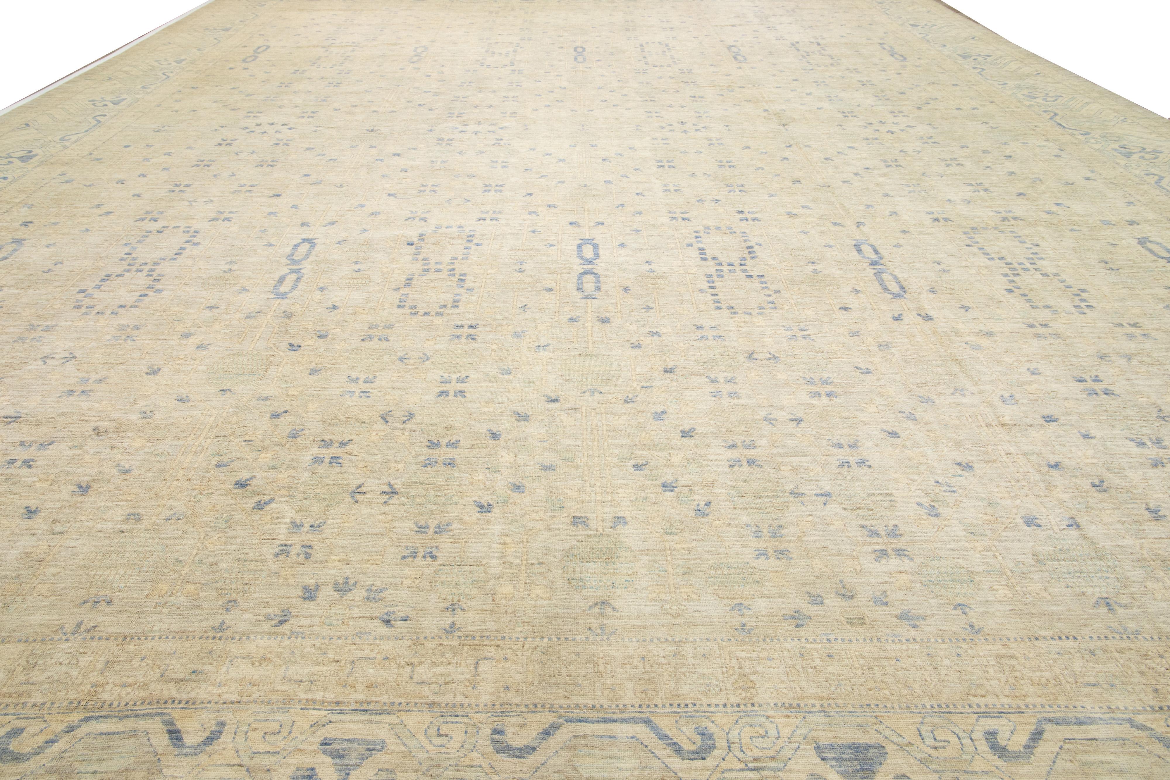 19 X 24 Oversized Modern Khotan Floral Handmade Wool Rug In Beige For Sale 4