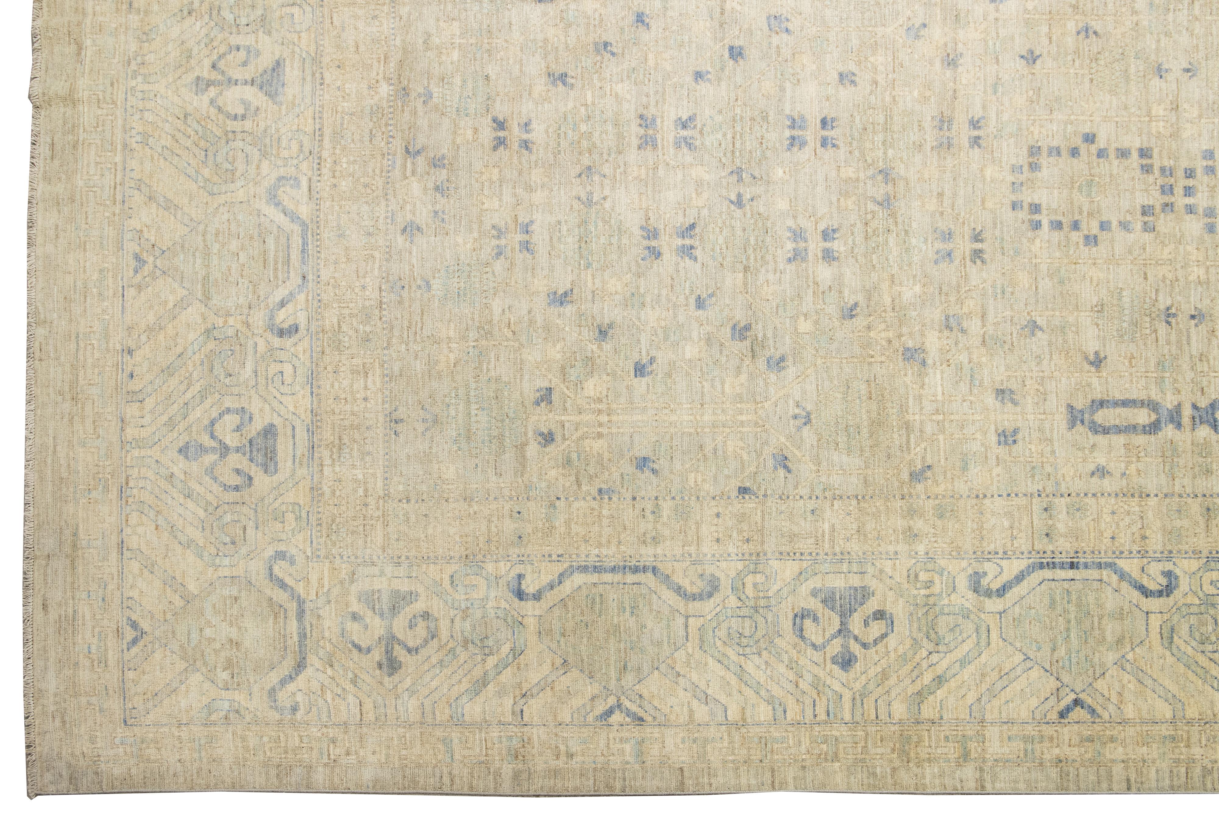 19 X 24 Oversized Modern Khotan Floral Handmade Wool Rug In Beige For Sale 3