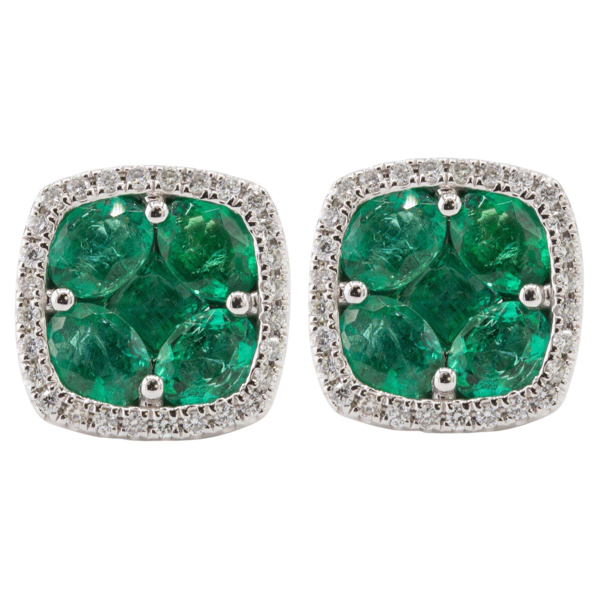 Orecchino con smeraldo a grappolo da 1,90 carati con diamante aureolato da 0,20 ref405