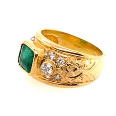 18 Karat Yellow Gold 1.90 Carat Emerald Diamond Ring
