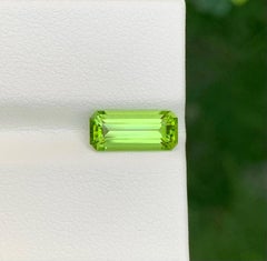 1.90 Carat Natural Loose Apple Green Peridot For Ring Pakistani Gemstone