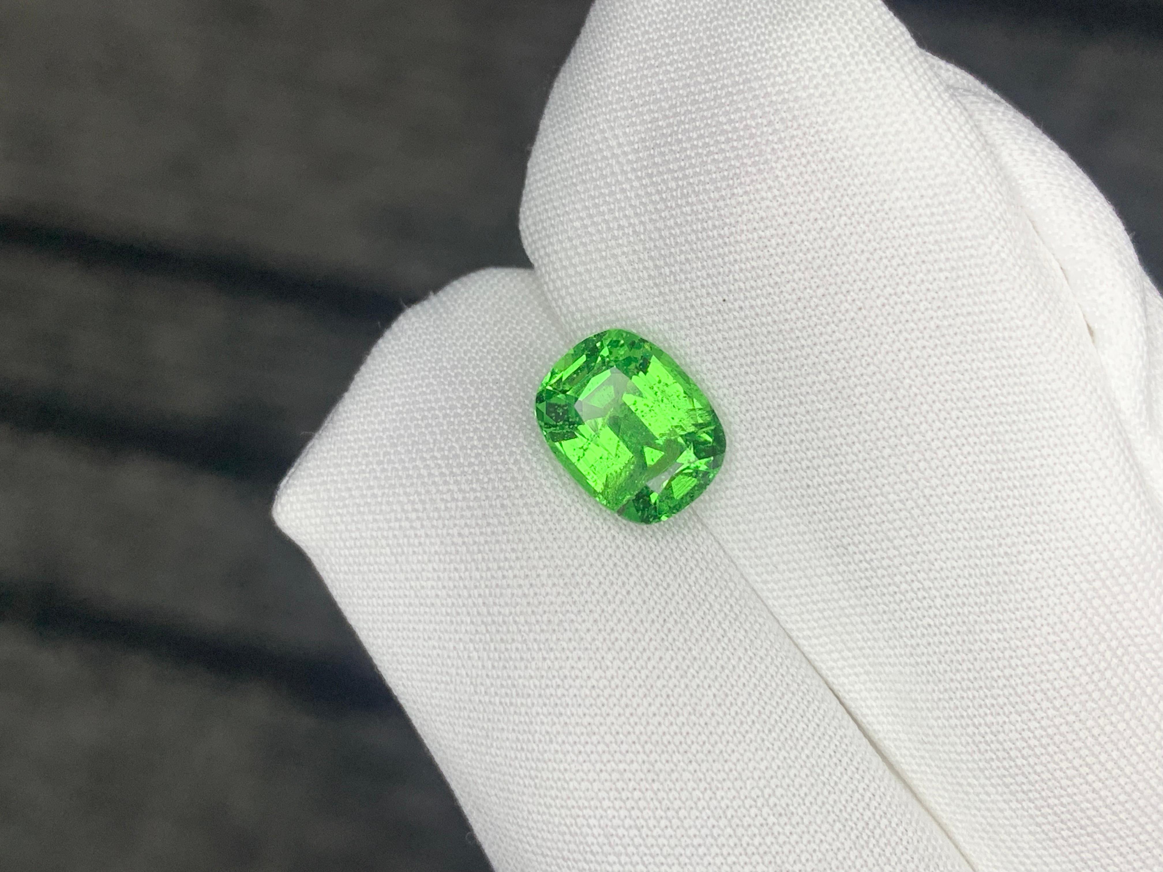 1.90 Carat Natural Loose Apple Green Tsavorite Garnet Cushion Cut Gemstone For Sale 6