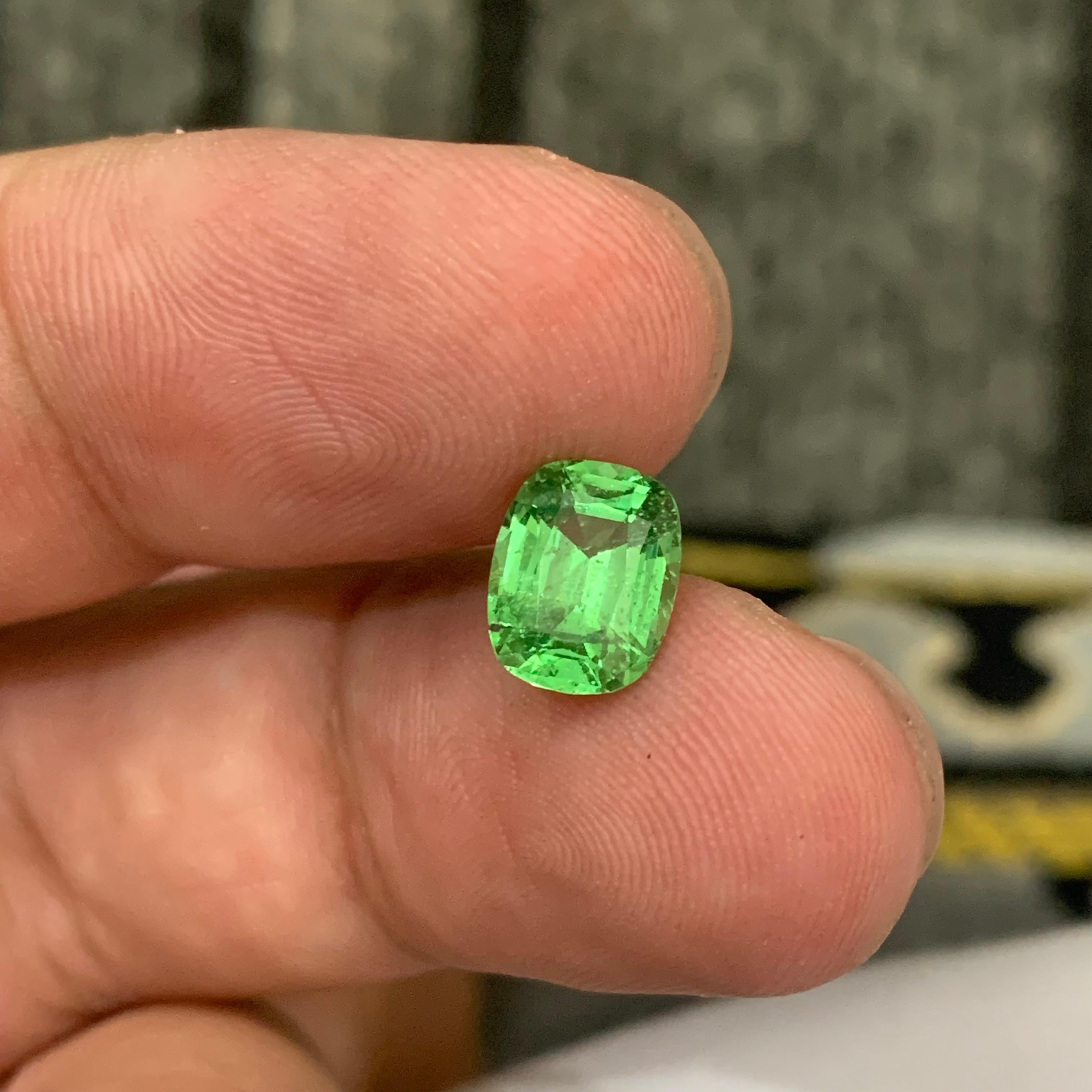 Faceted Tsavorite Garnet 

Weight: 1.90 Carat 
Dimension: 8.5 x 6.7 x 4.2 Mm
Clarity : SI 
Treatment: Non
Certificate: On Client Demand 

Faceted tsavorite garnet is a stunning green gemstone known for its vivid brilliance and exceptional clarity. A