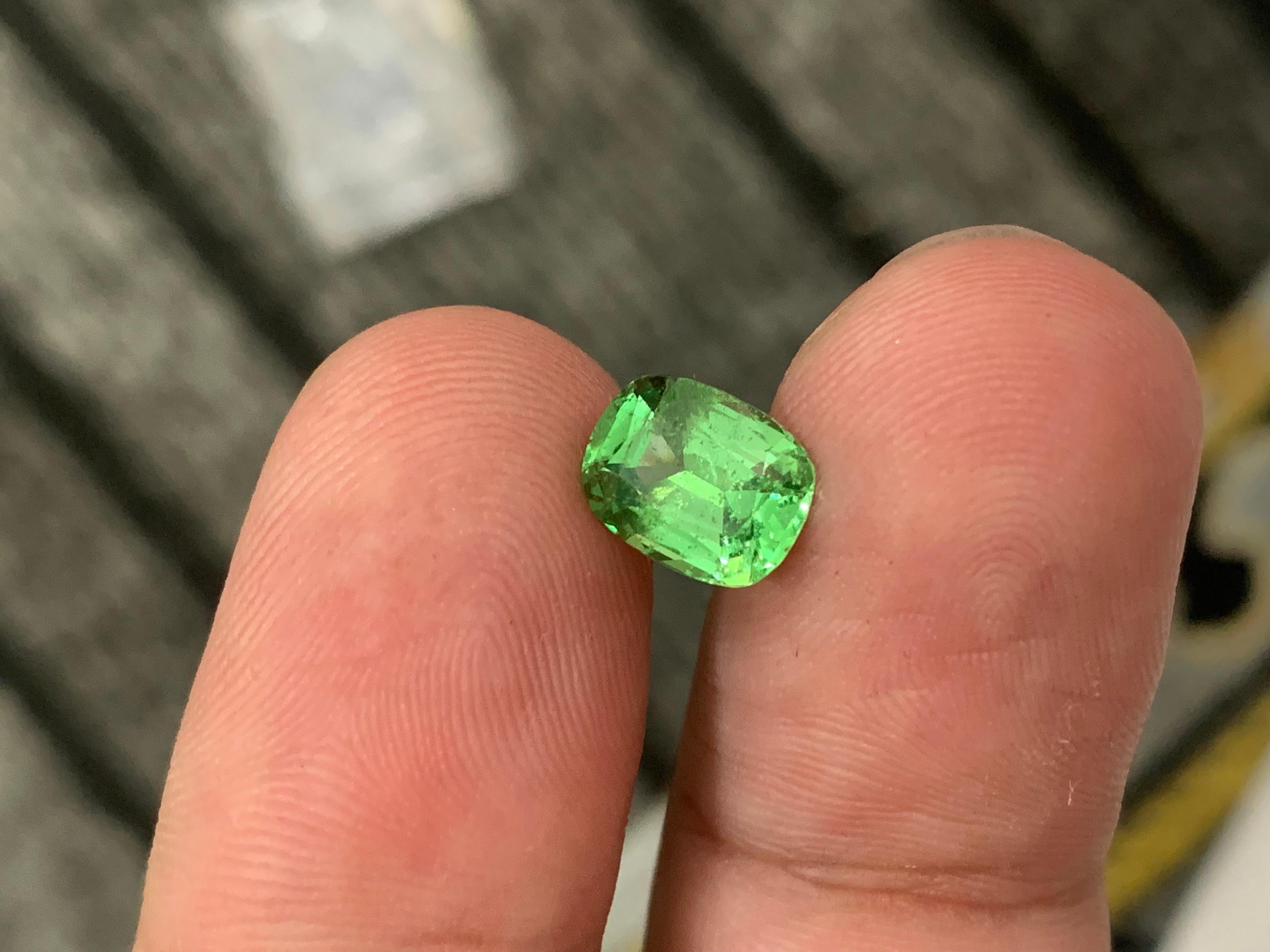 1.90 Carat Natural Loose Apple Green Tsavorite Garnet Cushion Cut Gemstone For Sale 1