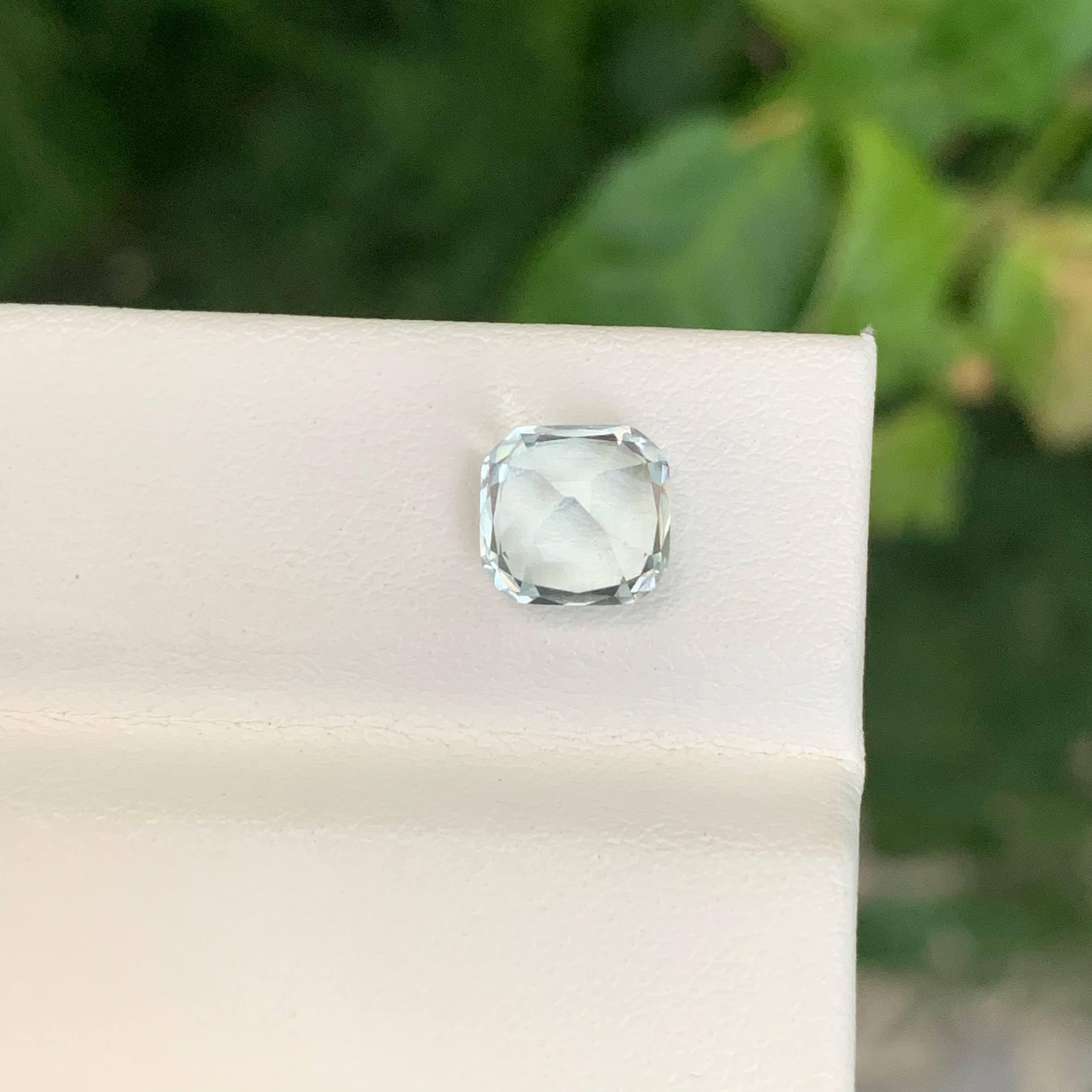 da uomo o donna 1.90 carati di acquamarina azzurra naturale sfusa, taglio a cuscino, gemma pakistana in vendita