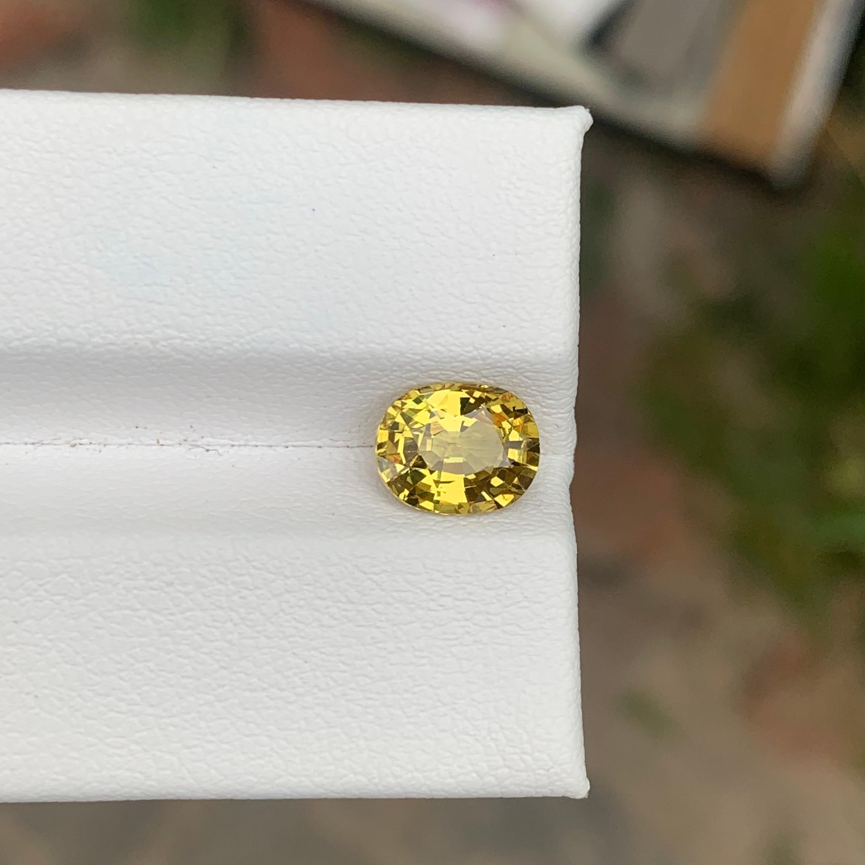 1.90 Carat Natural Loose Mali Garnet Oval Shape Gemstone From Mali, Africa im Zustand „Neu“ im Angebot in Peshawar, PK