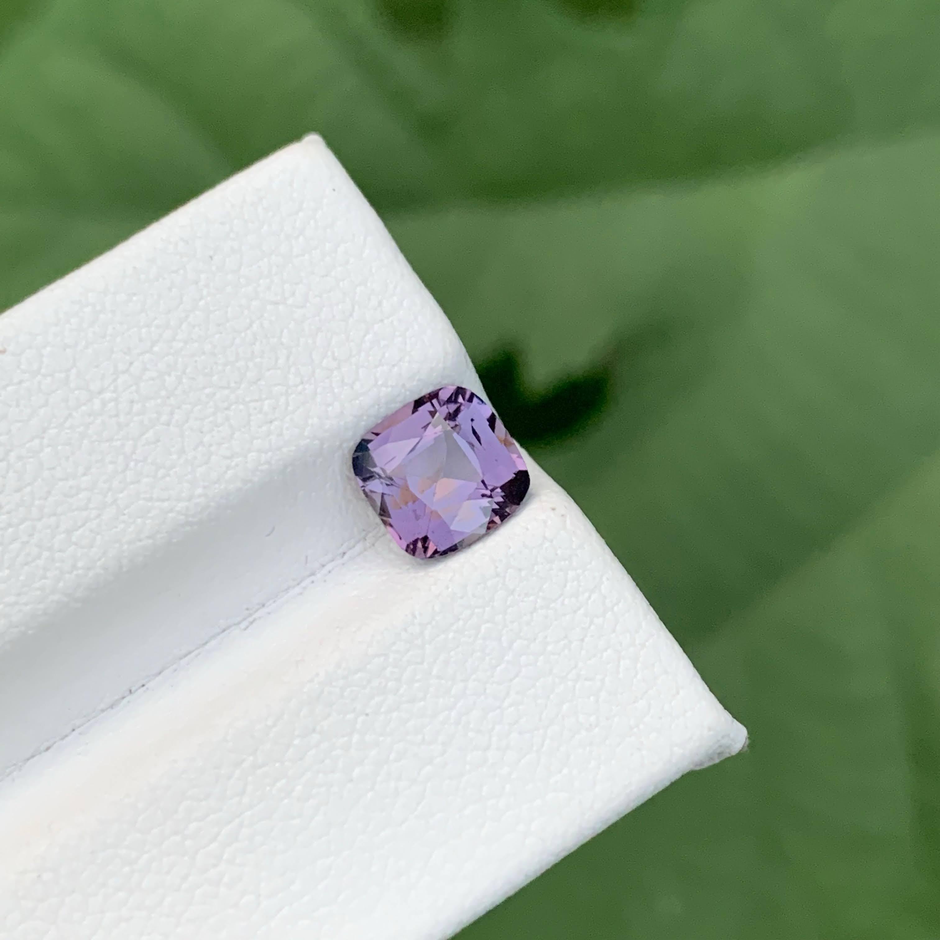 1,90 carati di Spinello violaceo naturale sciolto, taglio a cuscino, gemma della Tanzania in vendita 5
