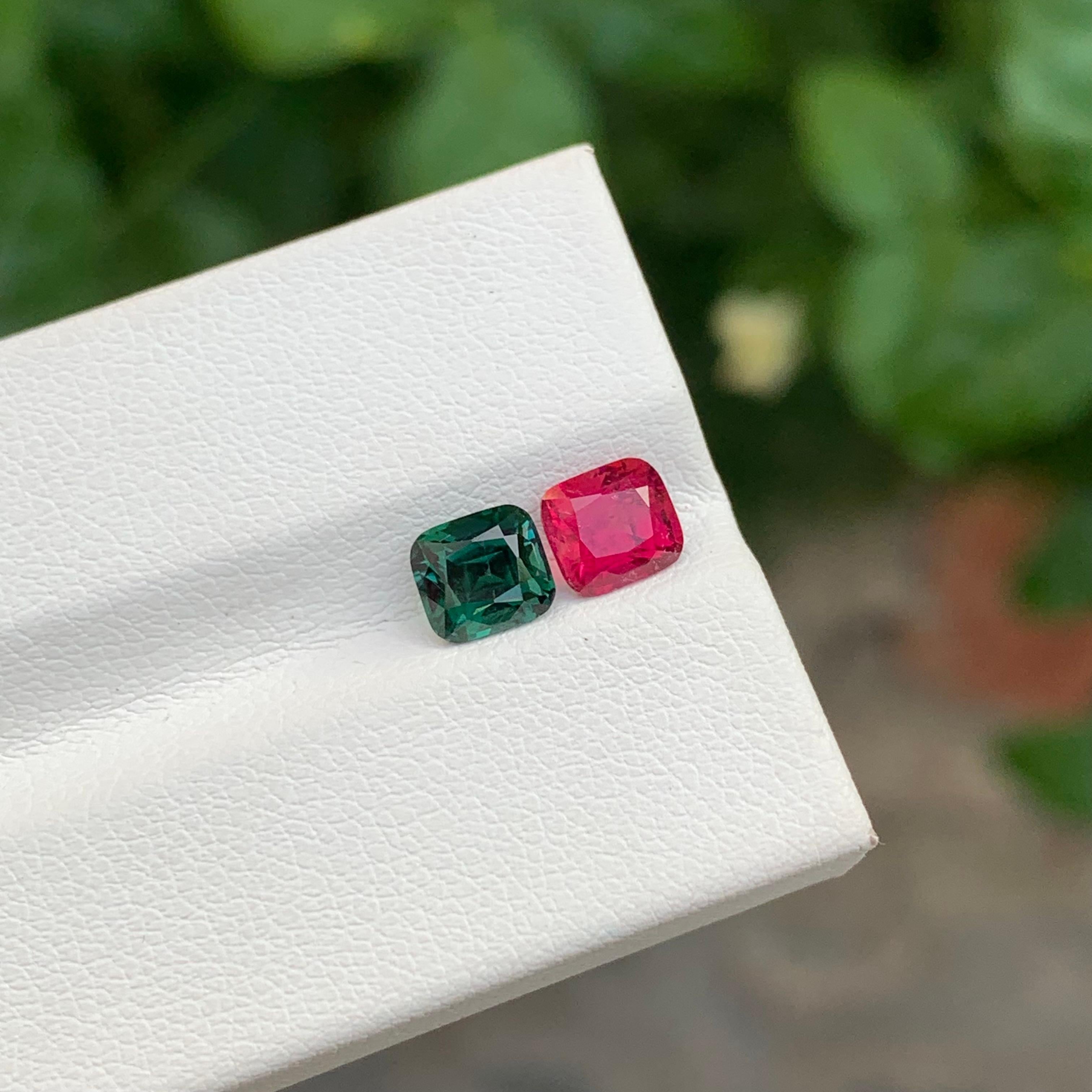 Paire de tourmalines naturelles non serties de 1,90 carat en forme de coussin pour boucles d'oreilles en vente 1
