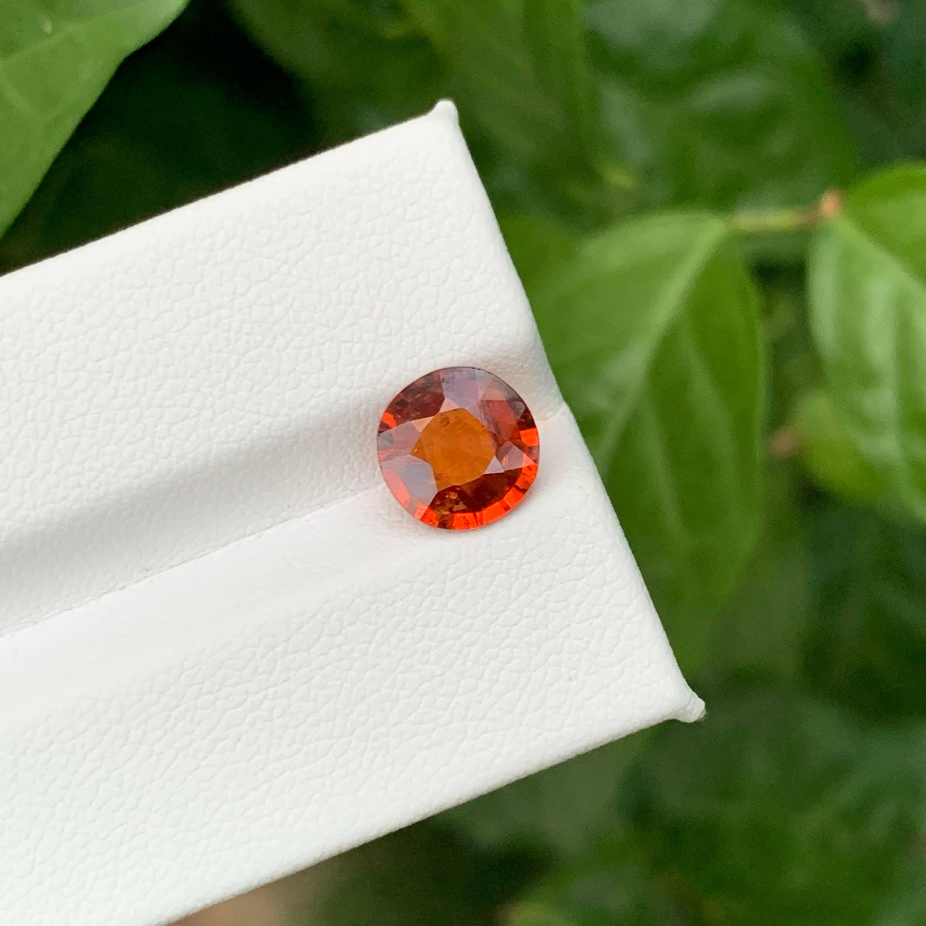 1,90 Carati di Granato Fanta Spessartite naturale sfuso Taglio rotondo Gemma africana in vendita 6