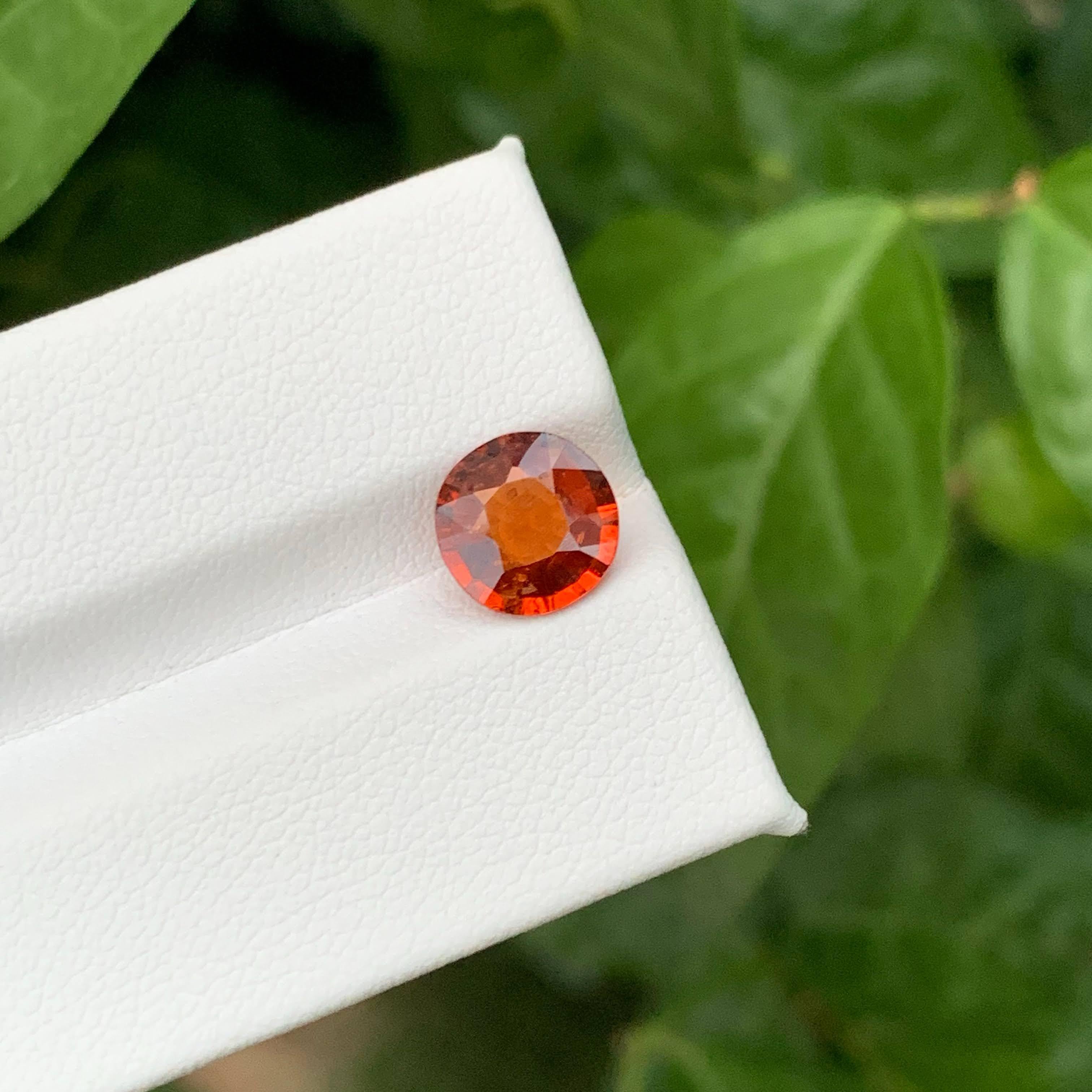 1,90 Carati di Granato Fanta Spessartite naturale sfuso Taglio rotondo Gemma africana in vendita 4