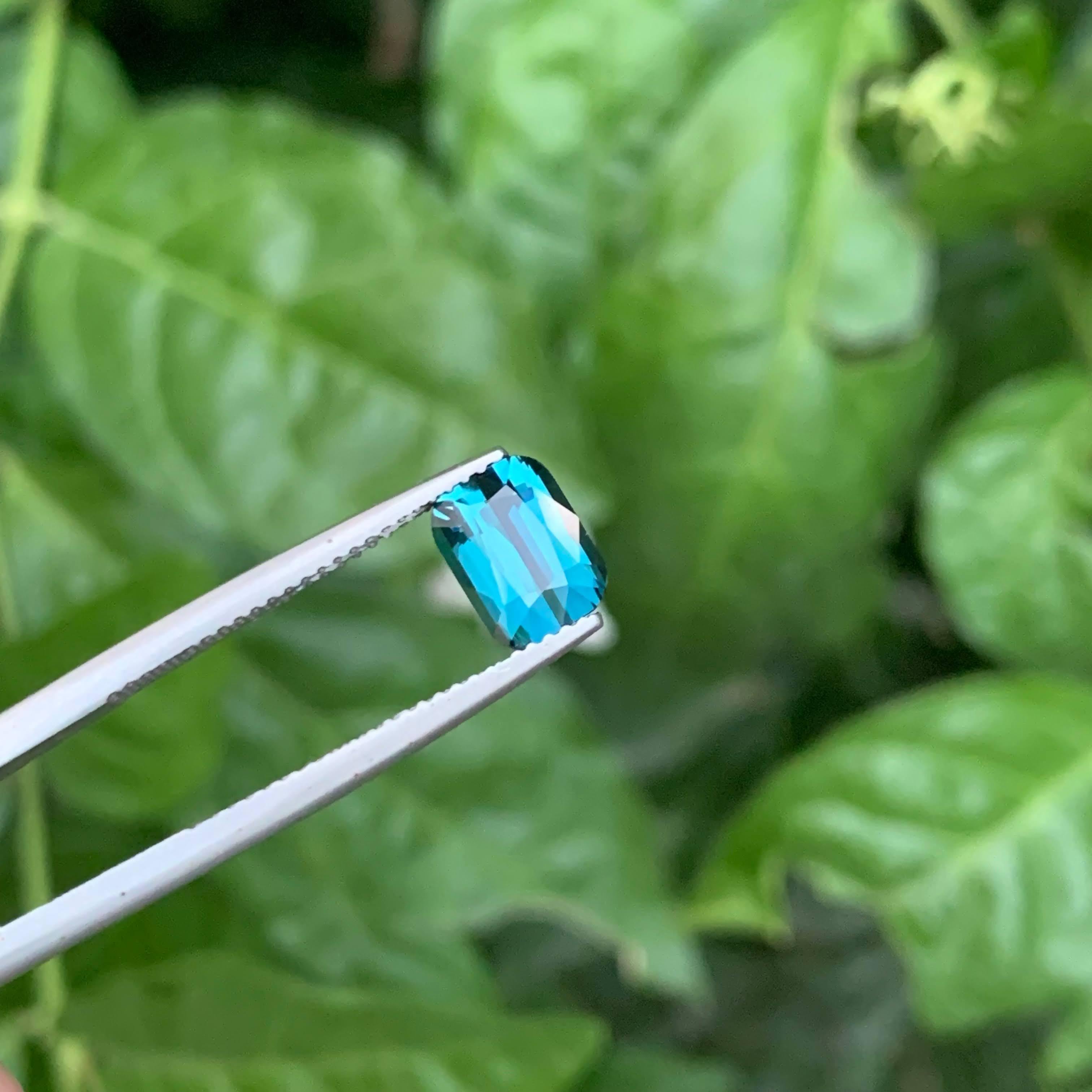 1,90 carati di tormalina blu vivida naturale sciolta con taglio a cuscino Gemma afgana in vendita 5
